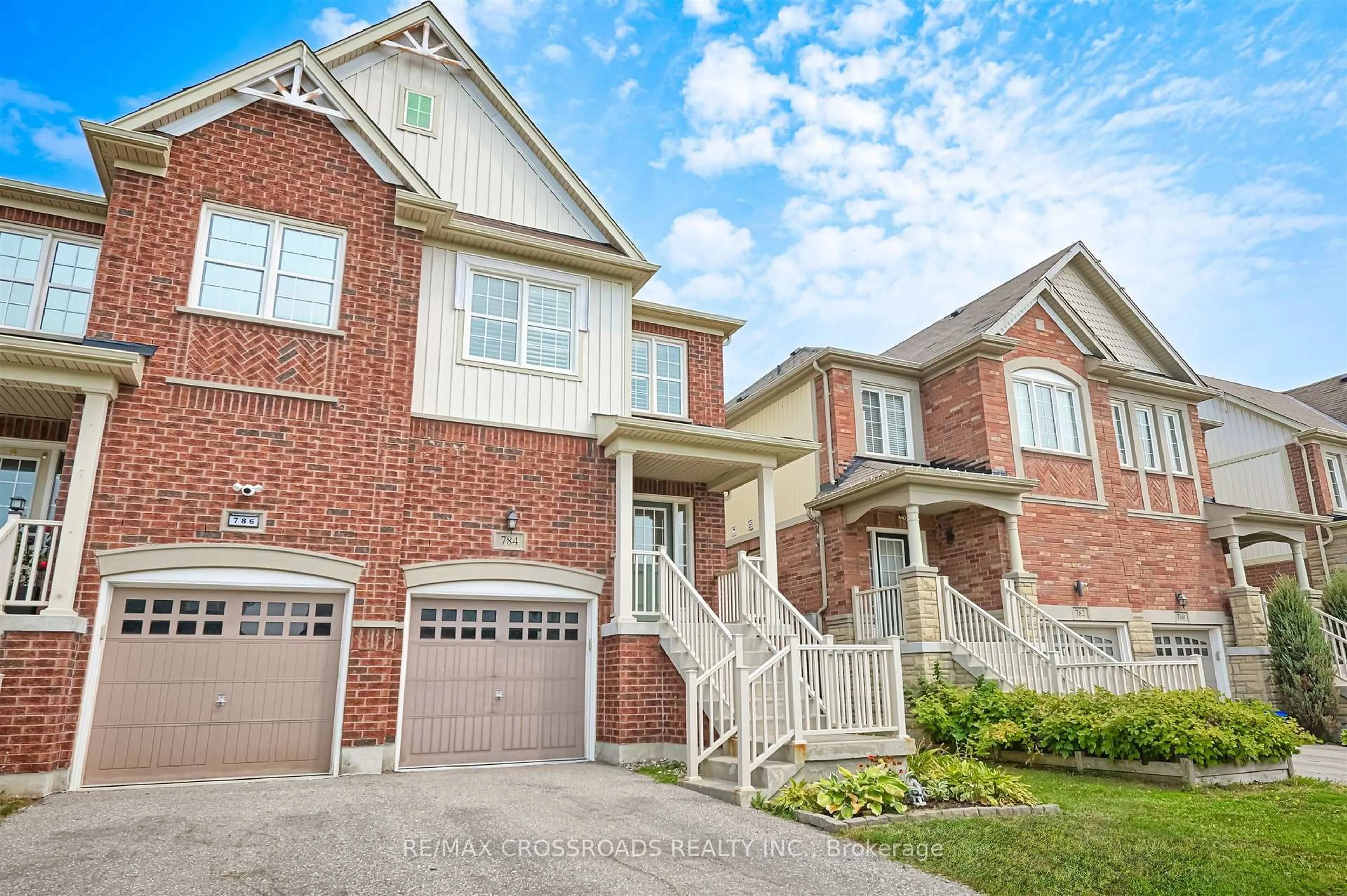 Home with brick exterior material, street for 784 McCue Dr, Oshawa Ontario L1K 0R1