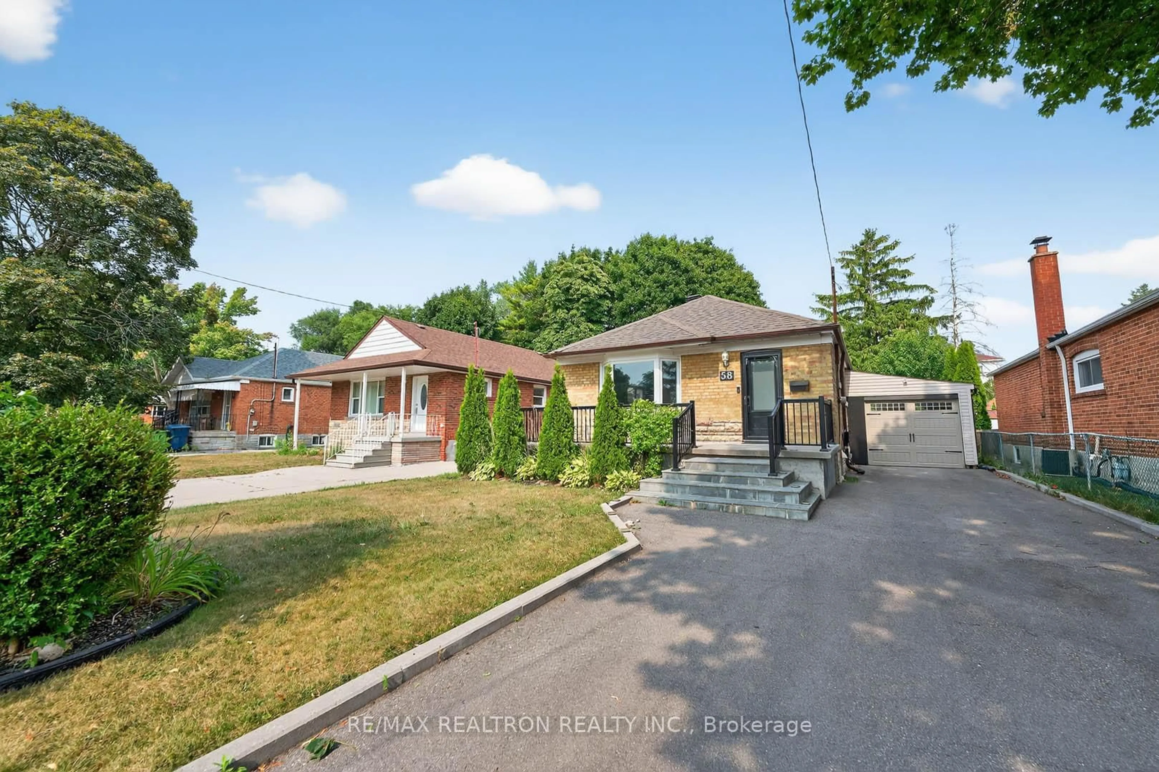 A pic from outside/outdoor area/front of a property/back of a property/a pic from drone, street for 58 Leahann Dr, Toronto Ontario M1P 1B9