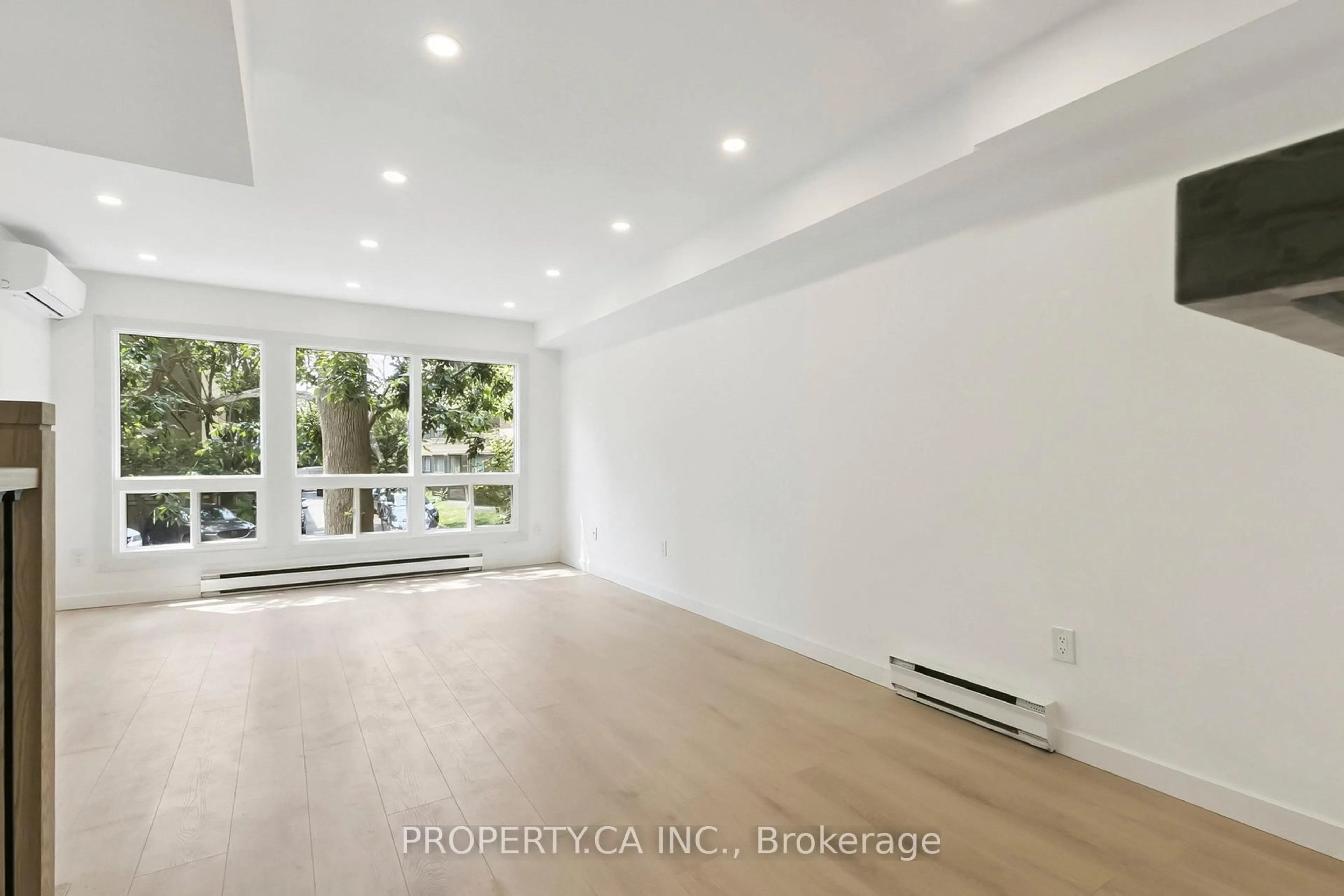 A pic of a room for 1209 Queen St #29, Toronto Ontario M4M 3H4