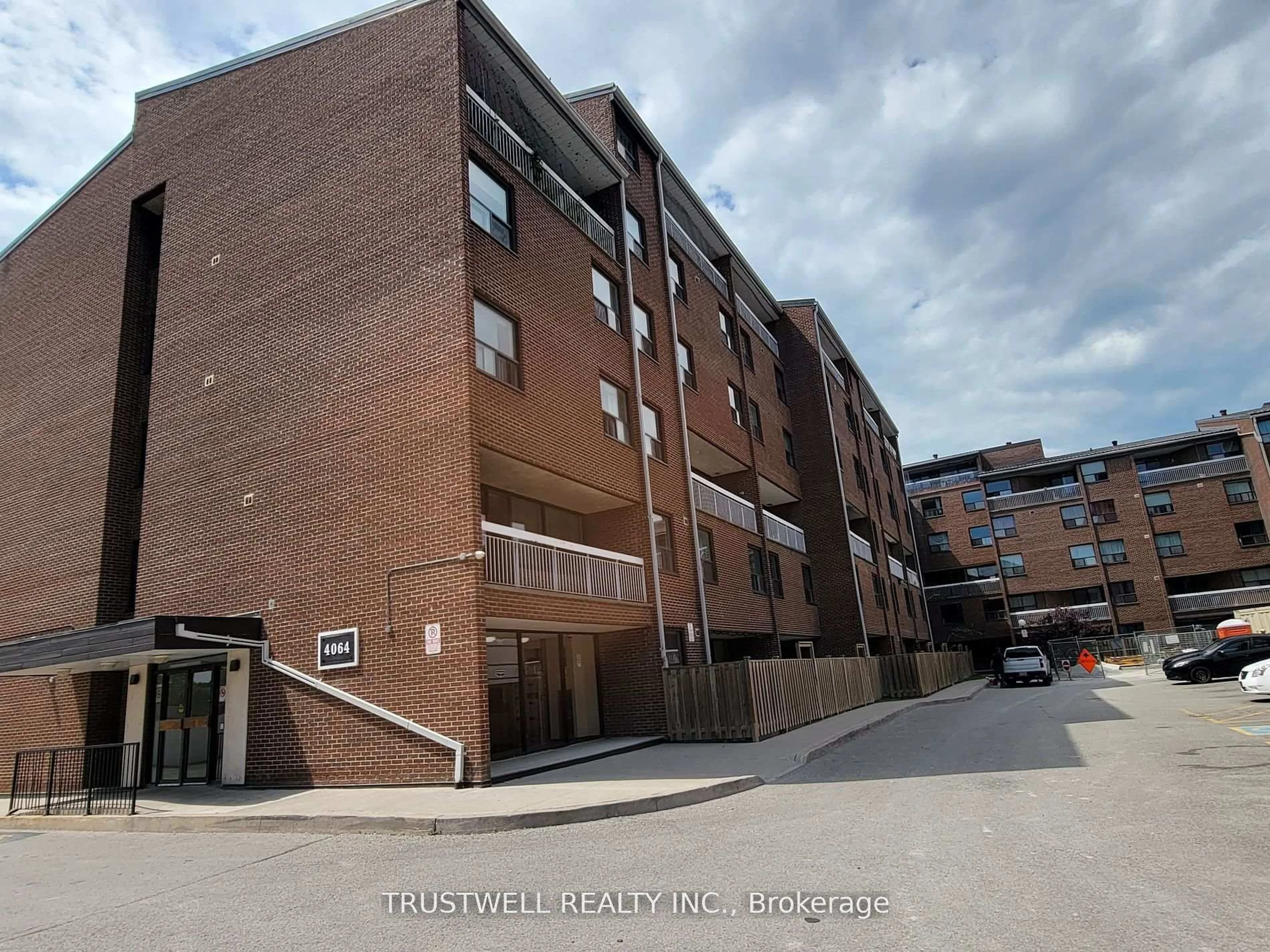 A pic from outside/outdoor area/front of a property/back of a property/a pic from drone, street for 4064 Lawrence Ave #513, Toronto Ontario M1E 4V6