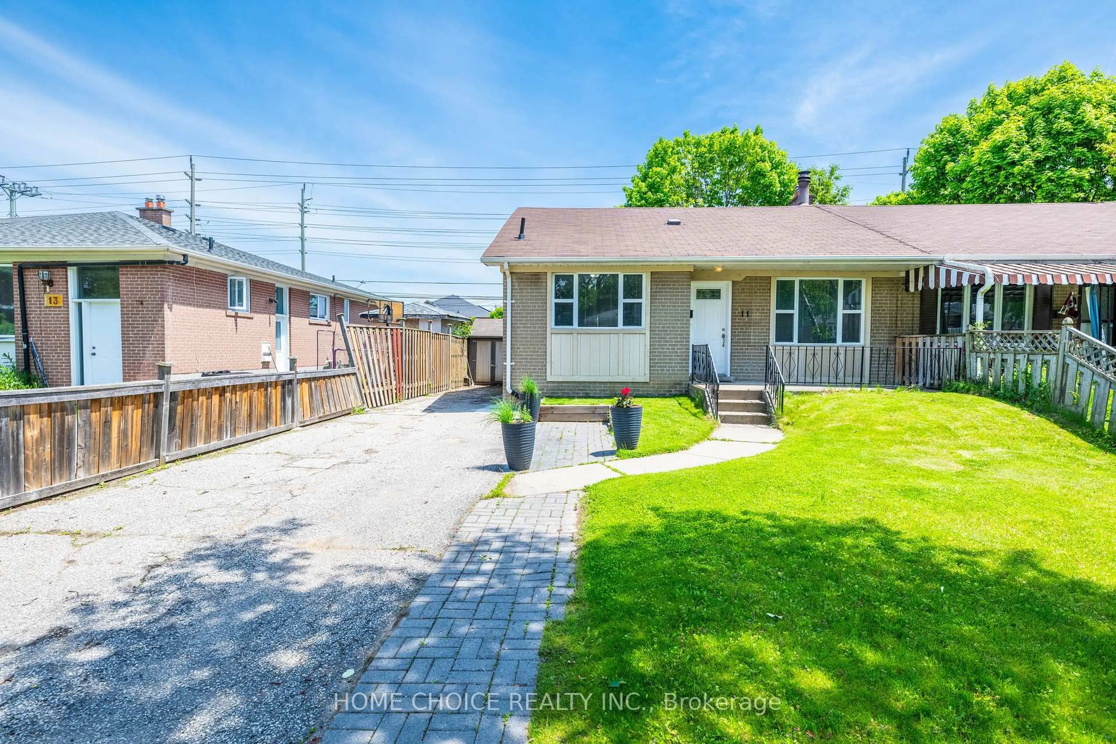 Unknown for 11 Thorncroft Cres, Ajax Ontario L1S 2S1