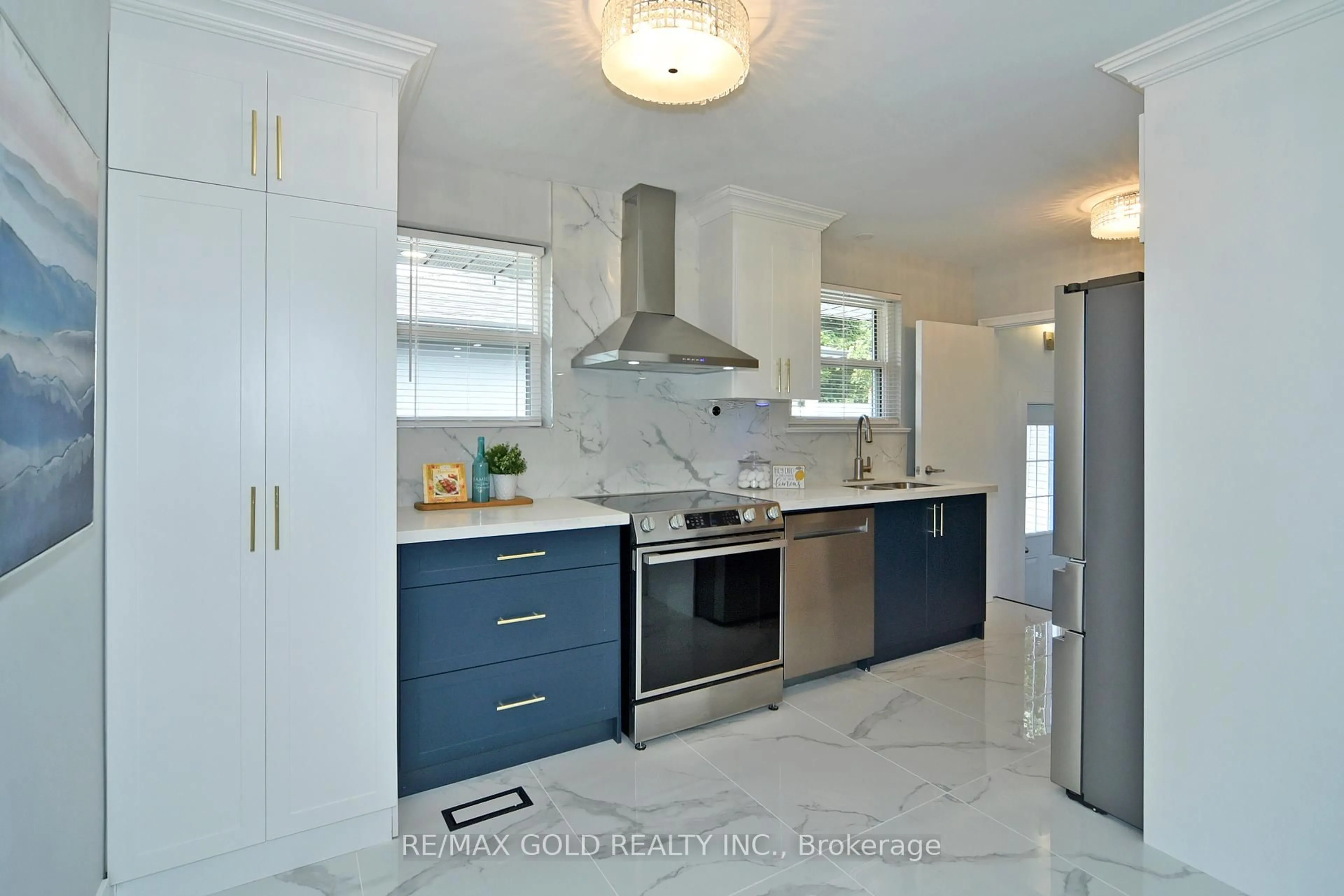 Contemporary kitchen, ceramic/tile floor for 42 Rideout St, Ajax Ontario L1S 1P8