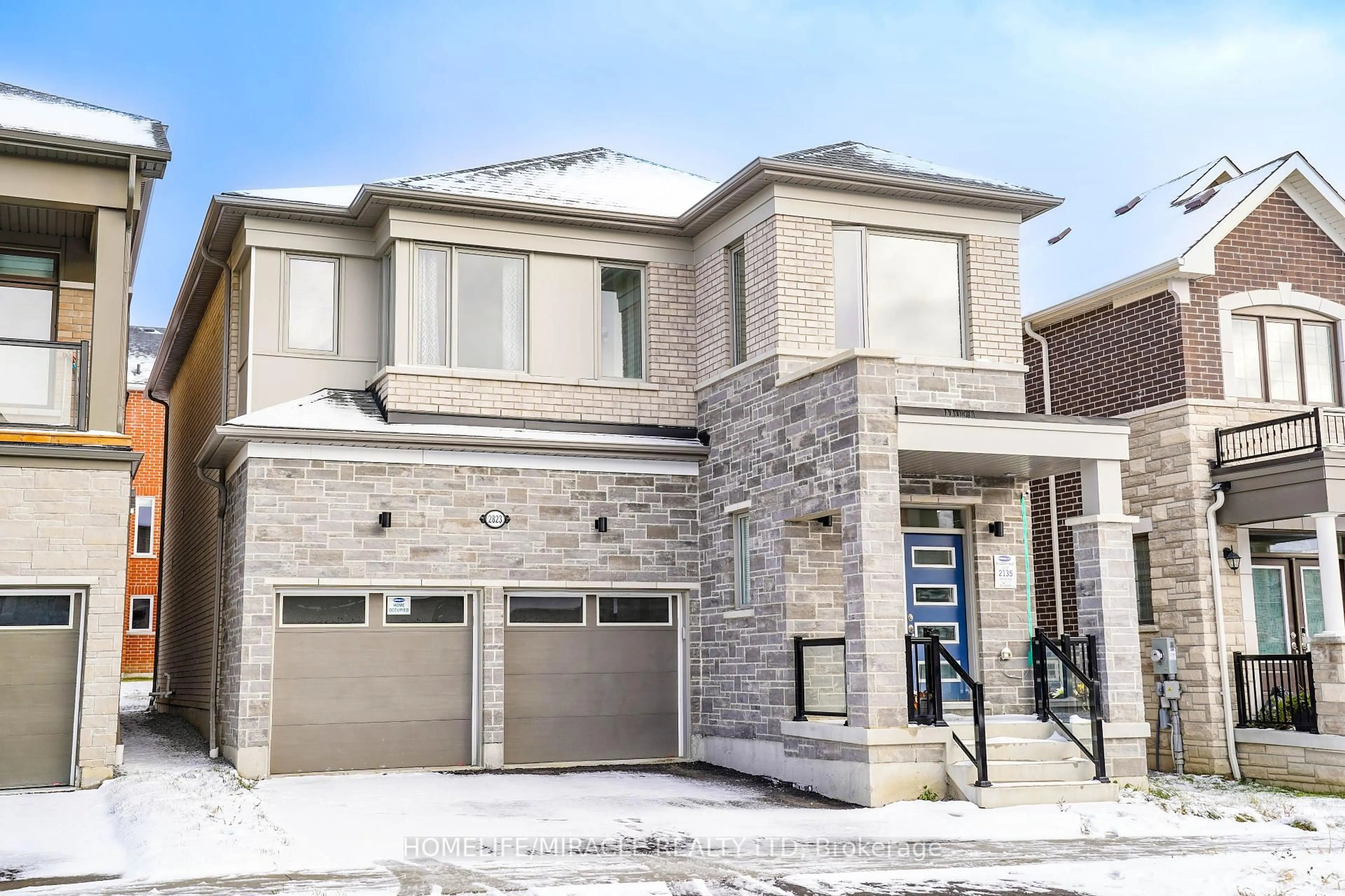Home with brick exterior material, street for 2823 Foxden Sq, Pickering Ontario L0H 1J0