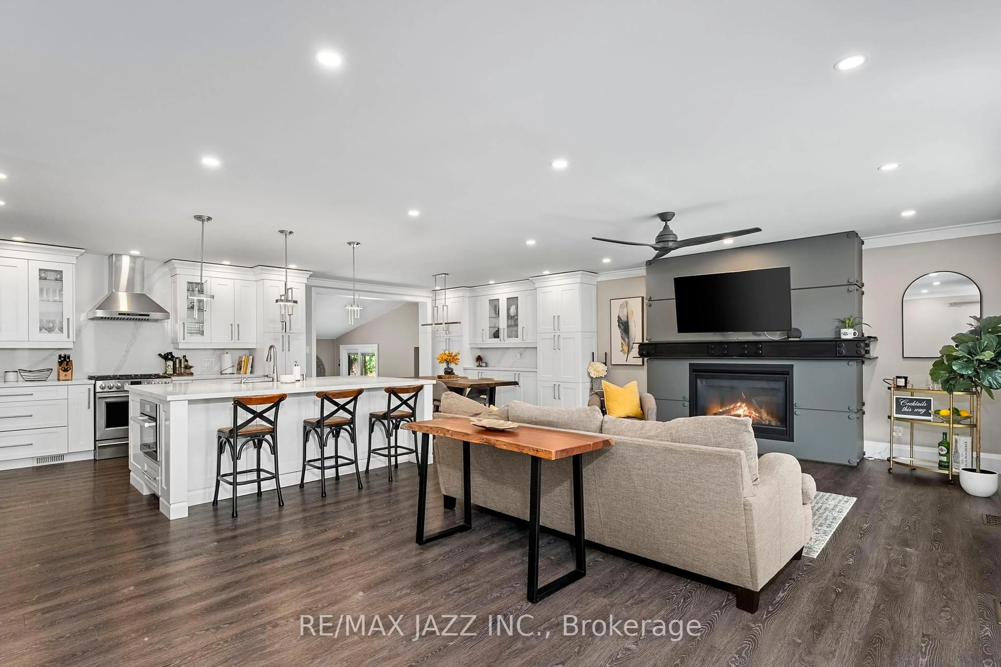 Open concept kitchen, unknown for 14560 Old Scugog Rd, Scugog Ontario L0B 1B0