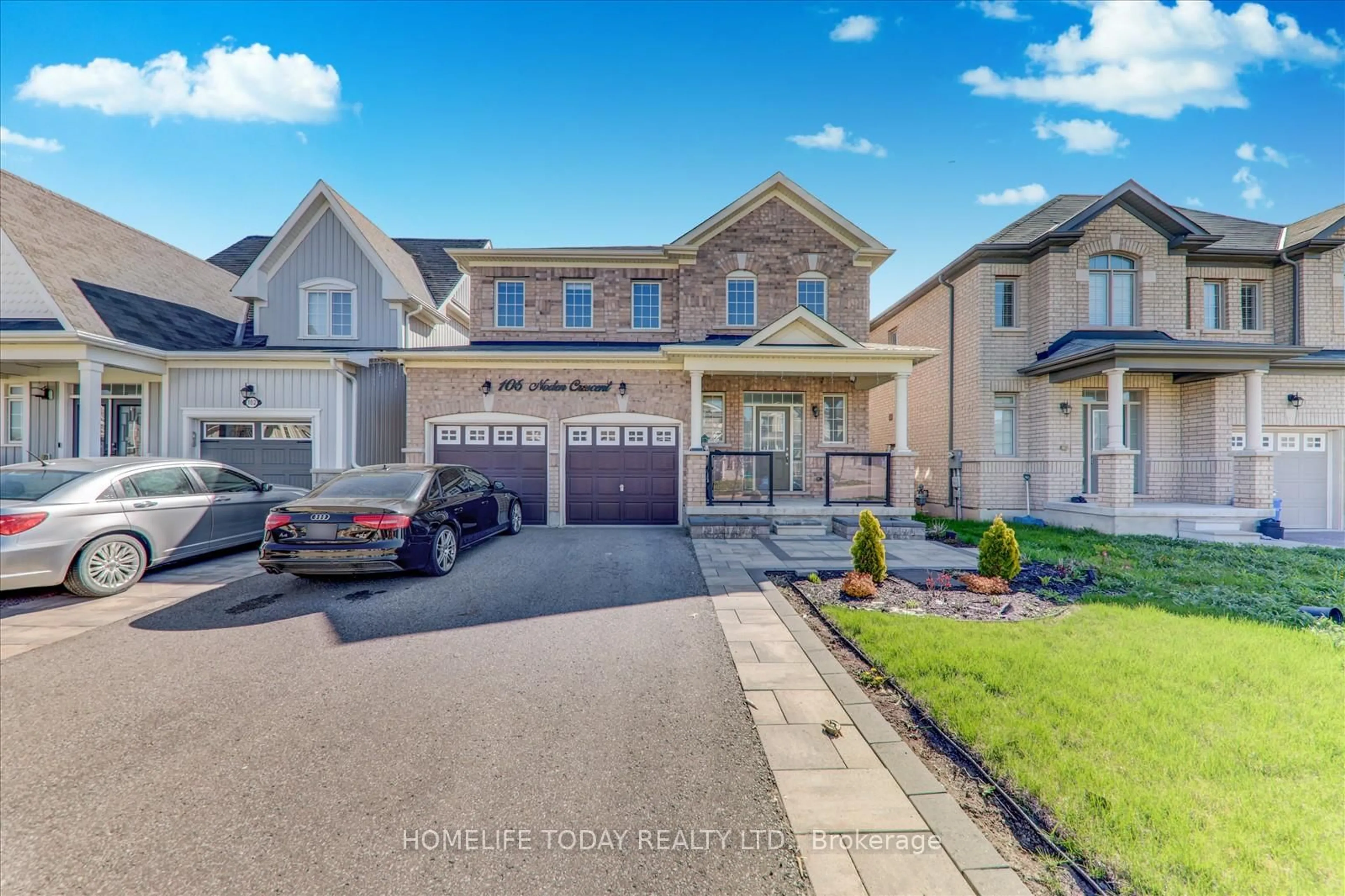 A pic from outside/outdoor area/front of a property/back of a property/a pic from drone, street for 106 Noden Cres, Clarington Ontario L1B 1H3