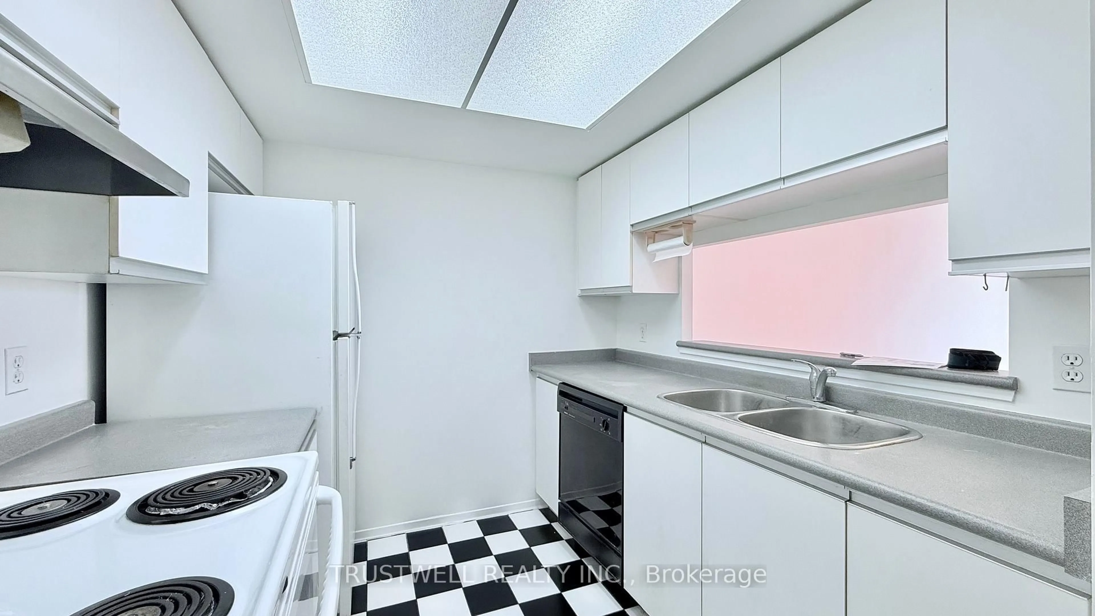 Standard kitchen, unknown for 1470 Midland Ave #909, Toronto Ontario M1P 4Z4