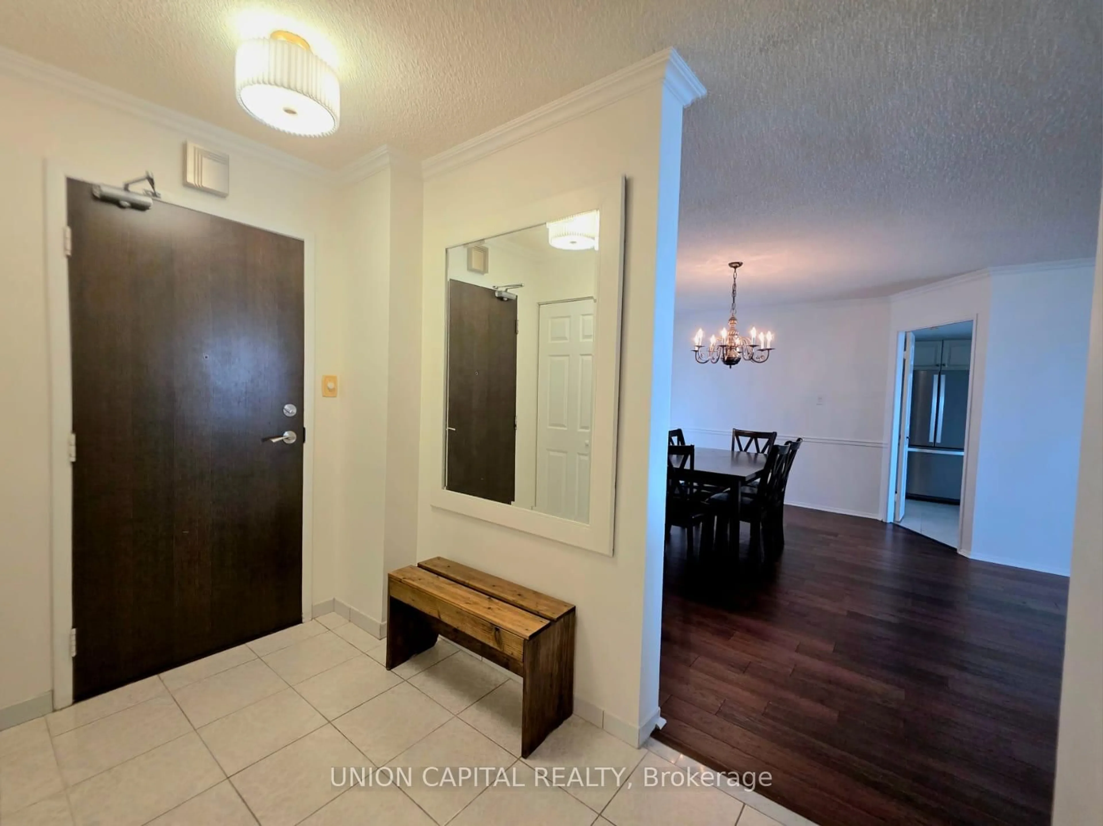 Indoor entryway for 2350 Bridletowne Circ #901, Toronto Ontario M1W 3E6