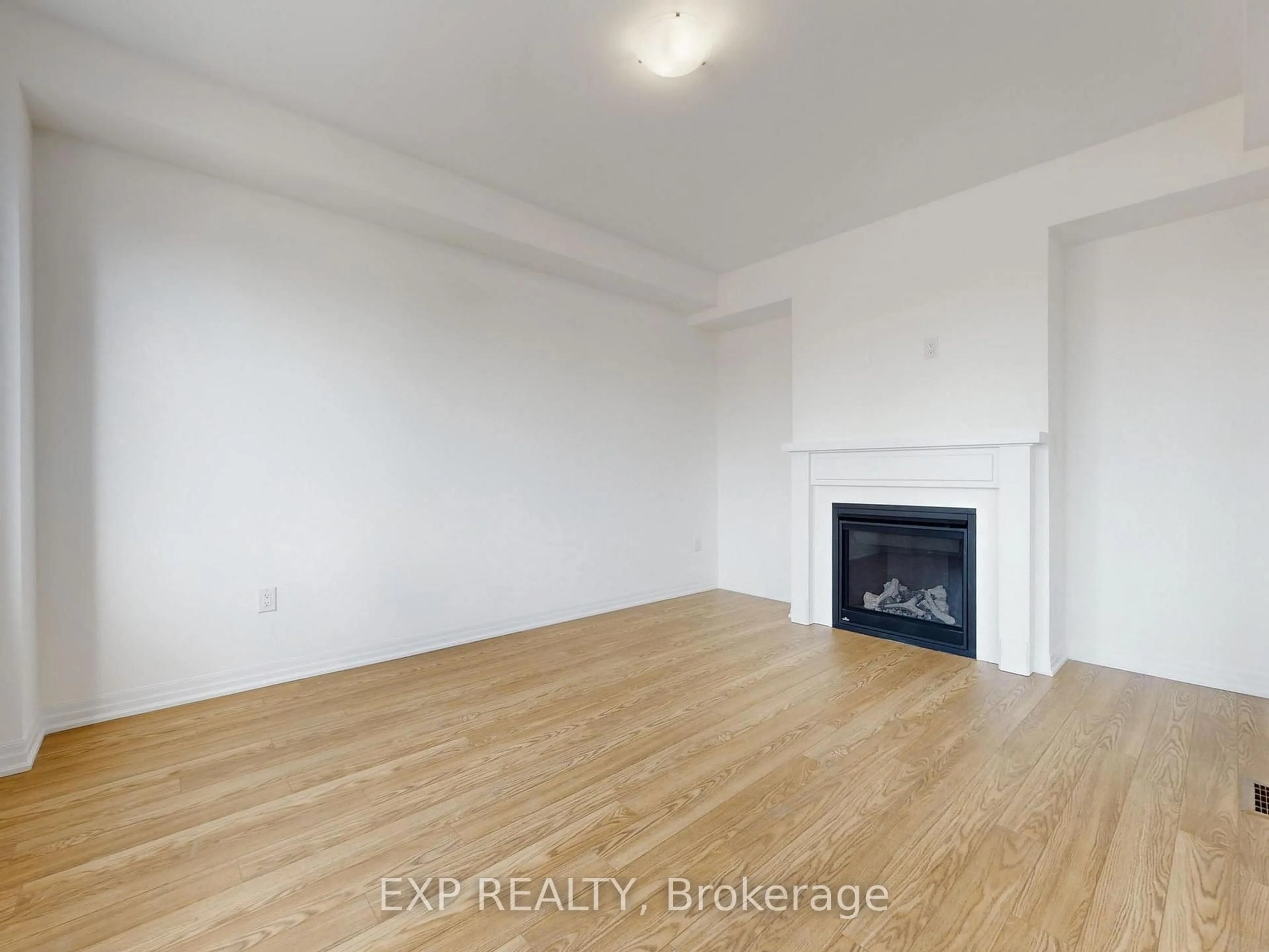 A pic of a room for 110 Belmont Dr, Clarington Ontario L1B 1G9