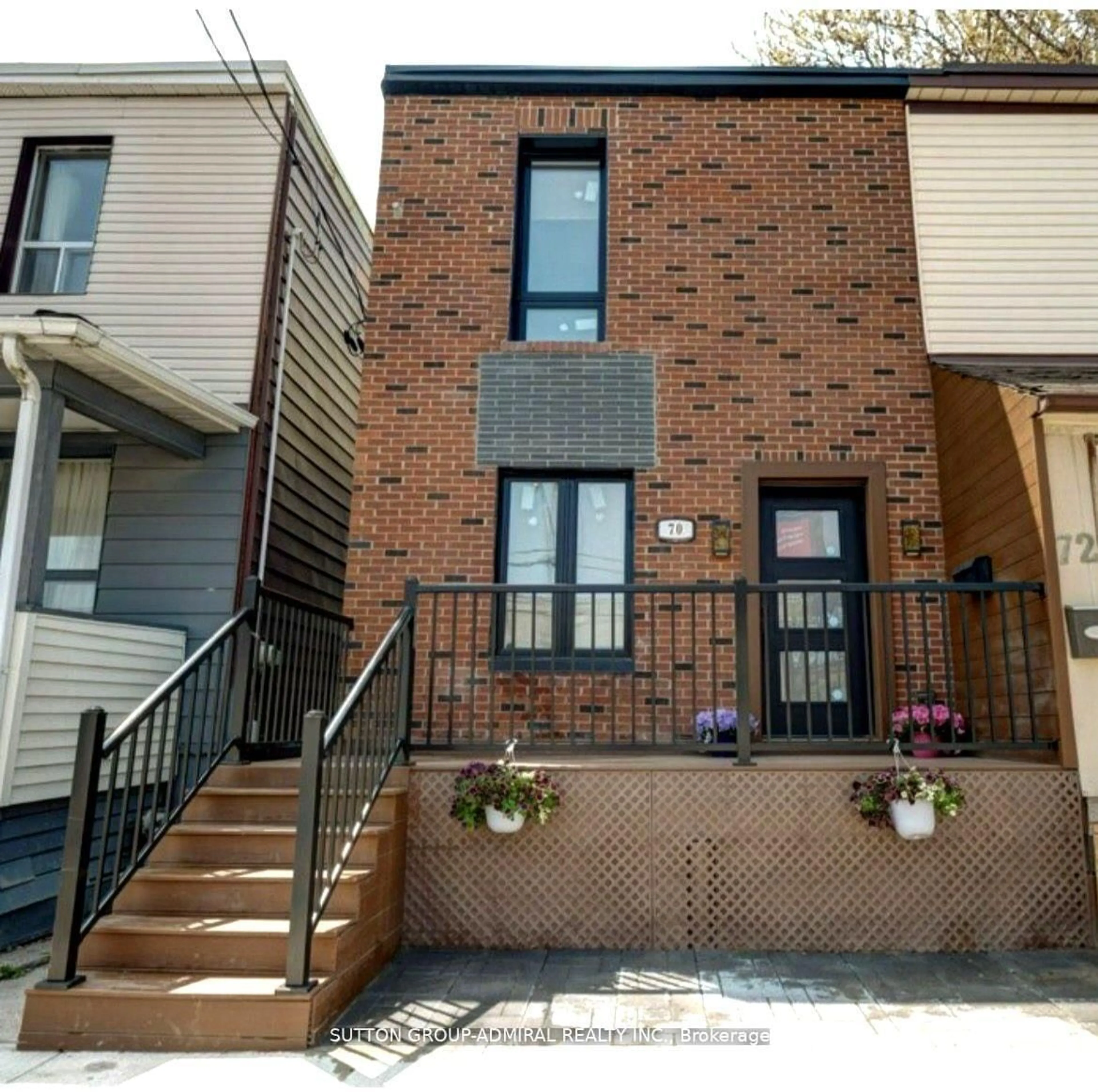 Home with brick exterior material, street for 70 Carlaw Ave, Toronto Ontario M4M 2R7