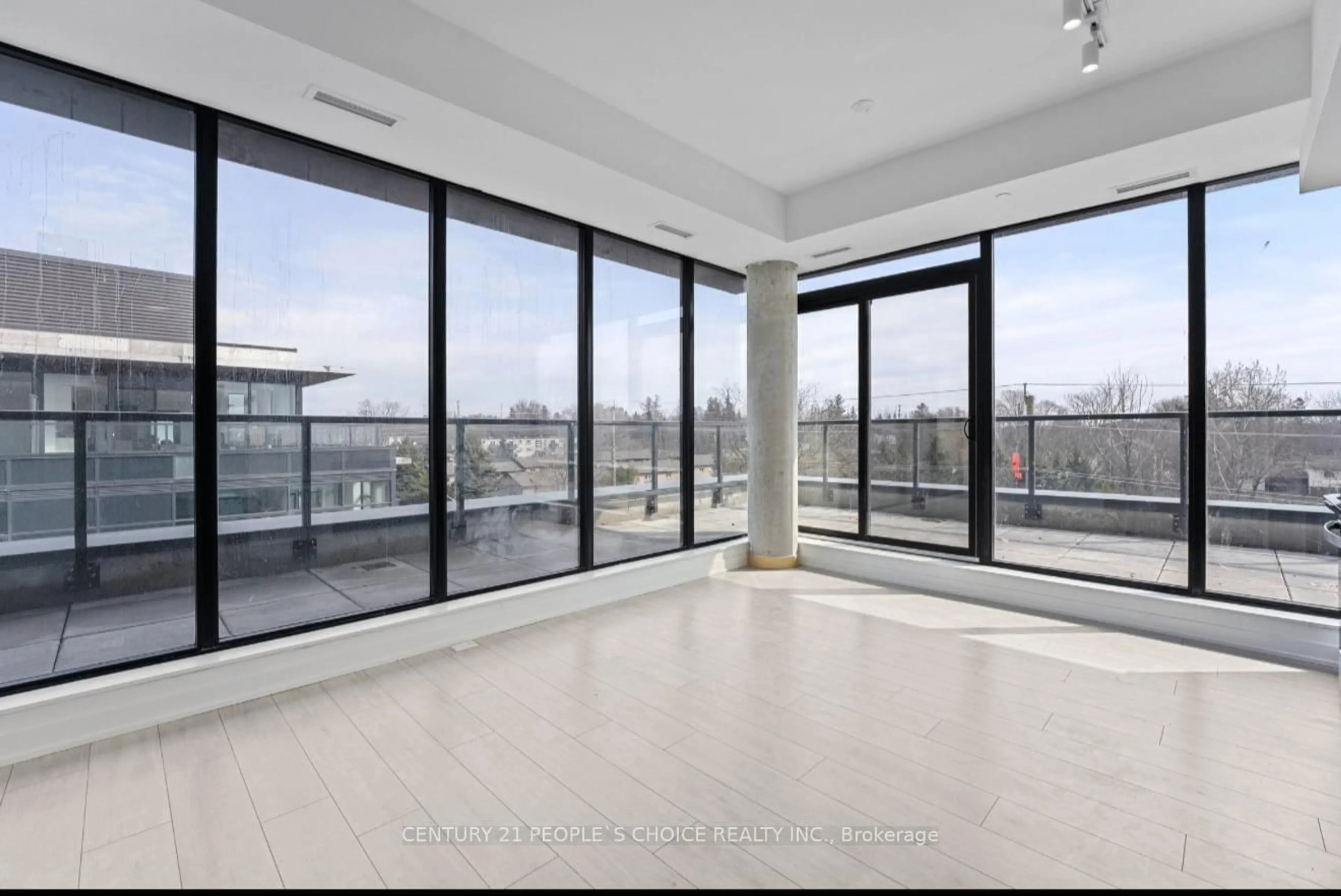Indoor foyer for 1614 Charles St #PH517, Whitby Ontario L1N 0P4