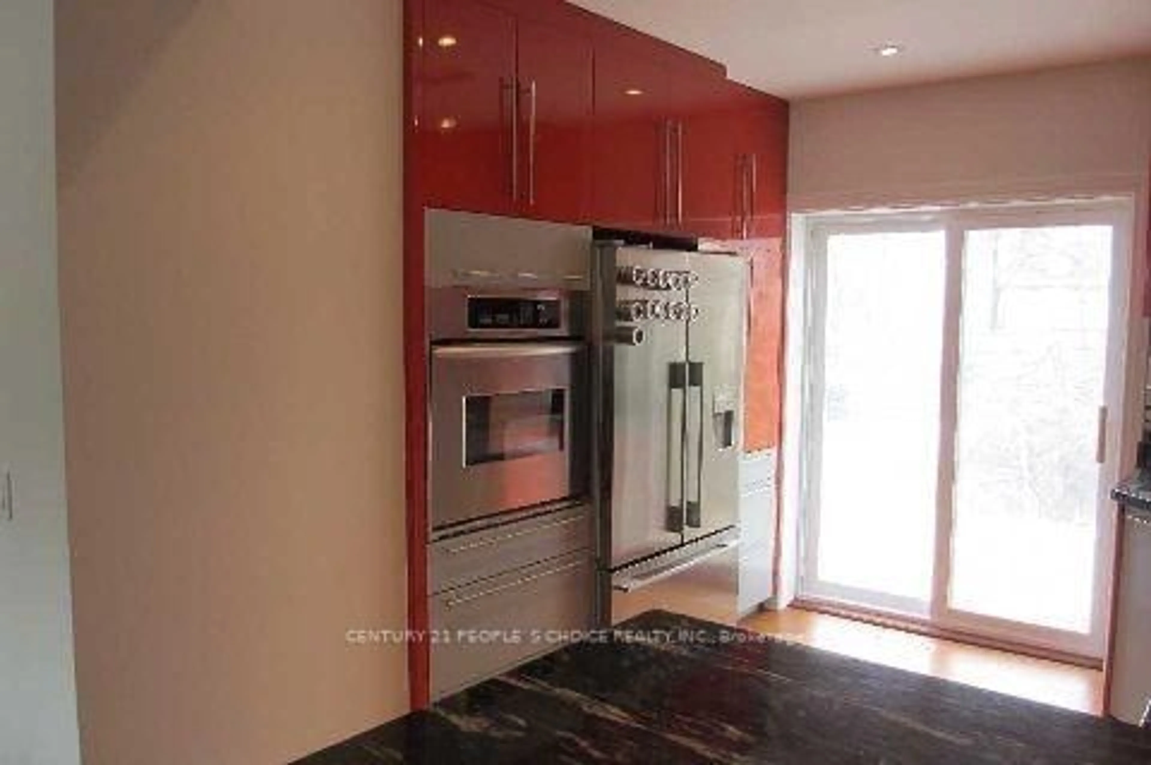 Contemporary kitchen, unknown for 34 Fairwood Cres, Toronto Ontario M1E 3T3
