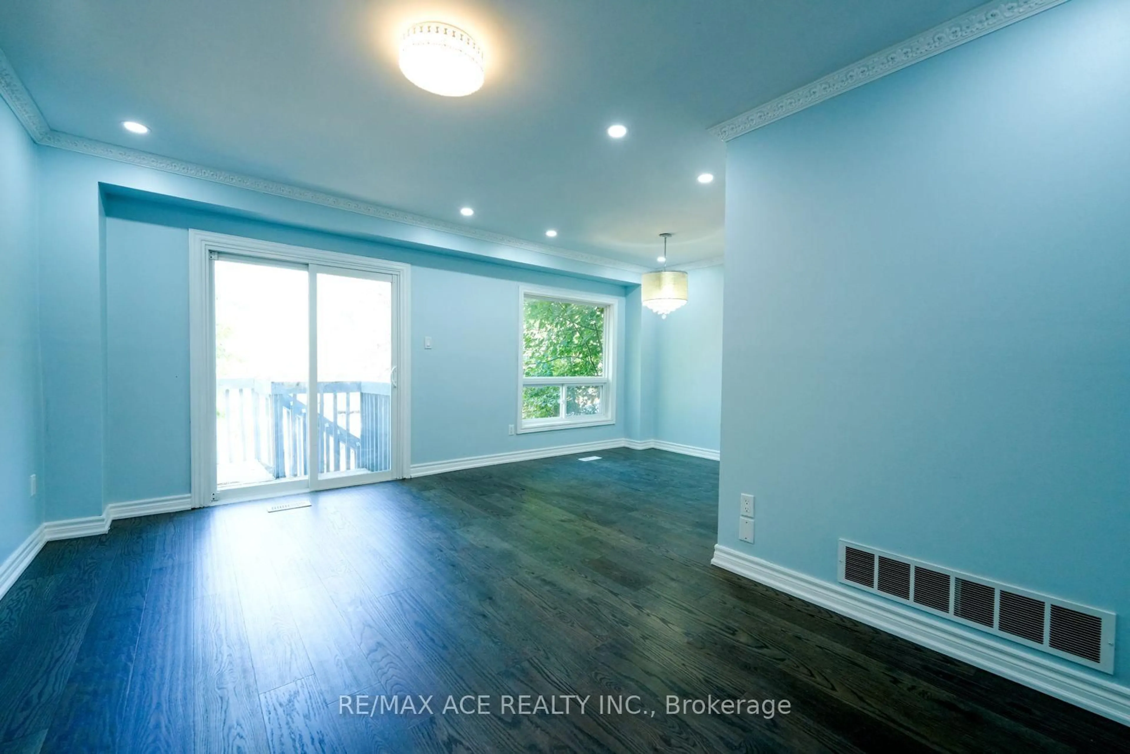 A pic of a room for 401 Sewells Rd #57, Toronto Ontario M1B 5K6