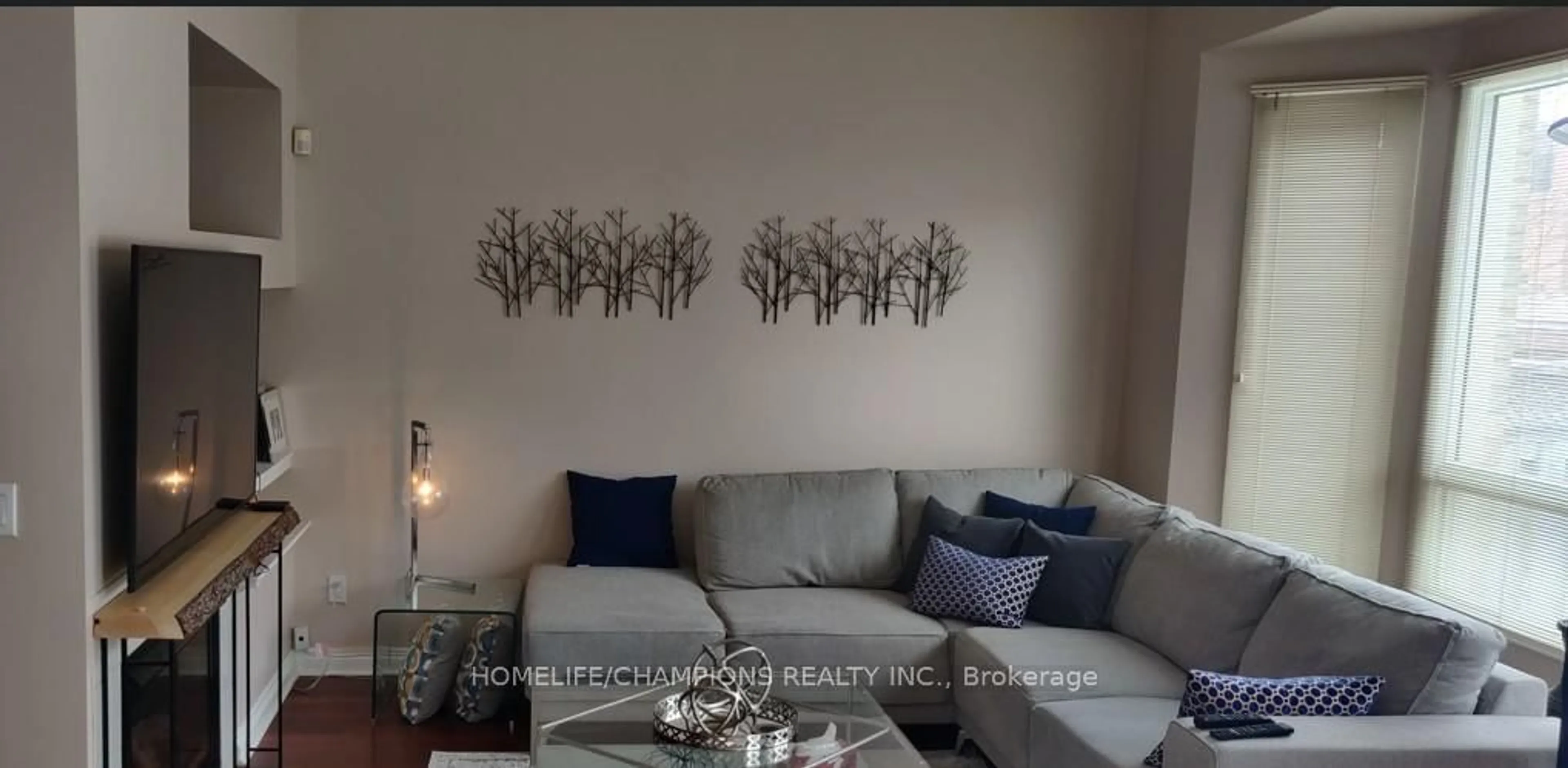 Living room with furniture, unknown for 104 Secord St, Pickering Ontario L1V 6V6