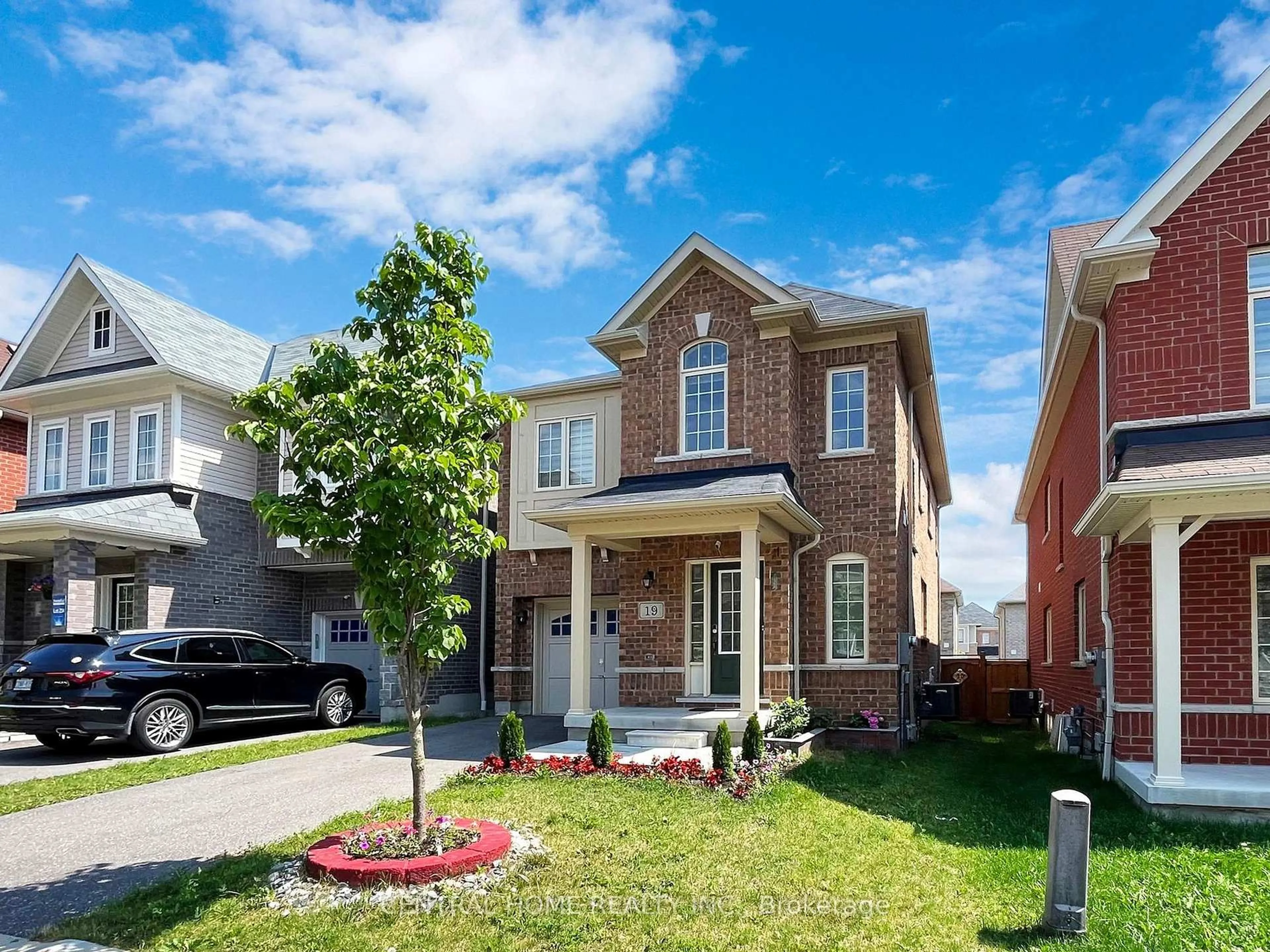 Home with brick exterior material, street for 19 Camilleri Rd, Ajax Ontario L1Z 0T2