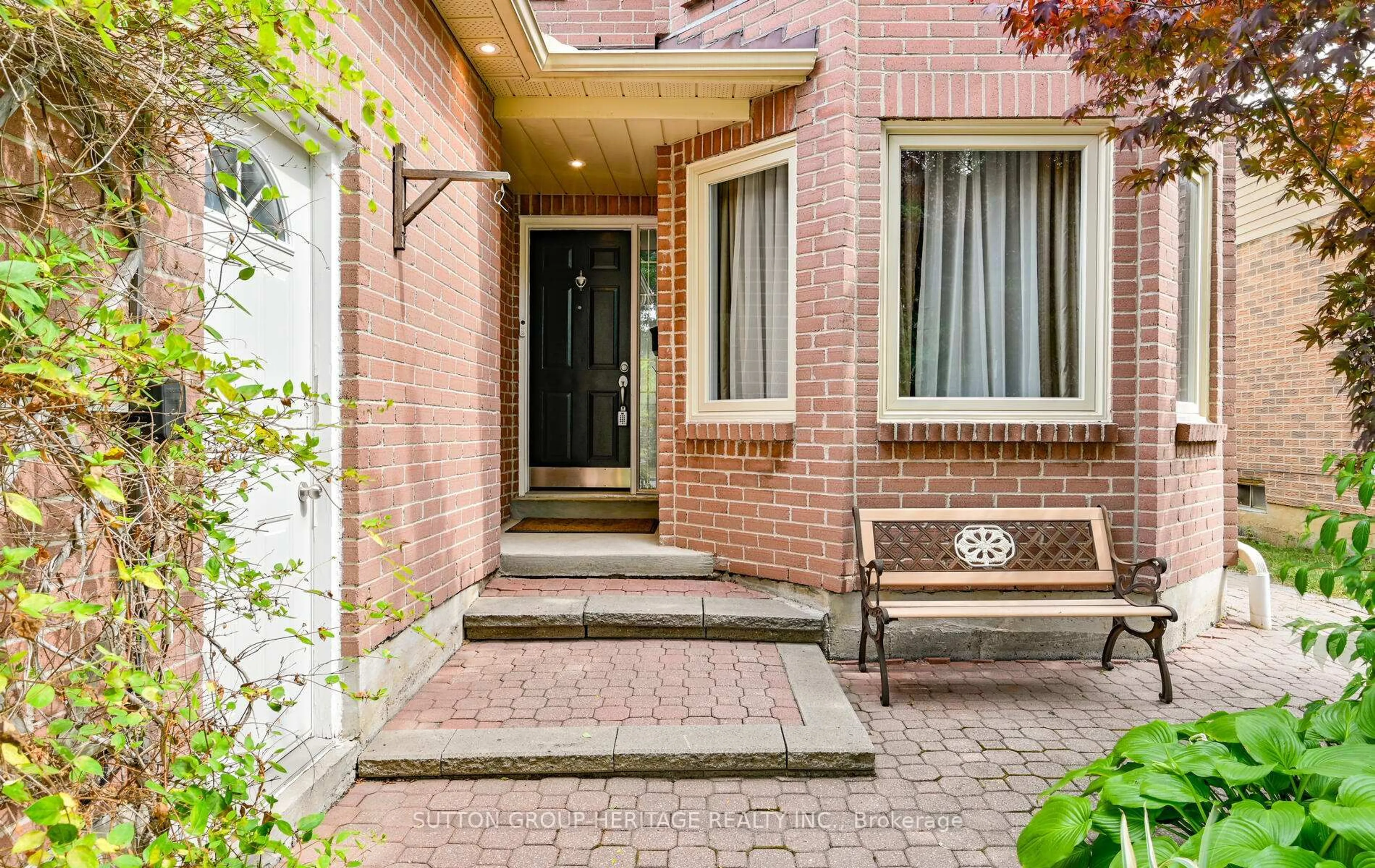 Unknown for 40 Redmond Dr, Ajax Ontario L1S 6T8