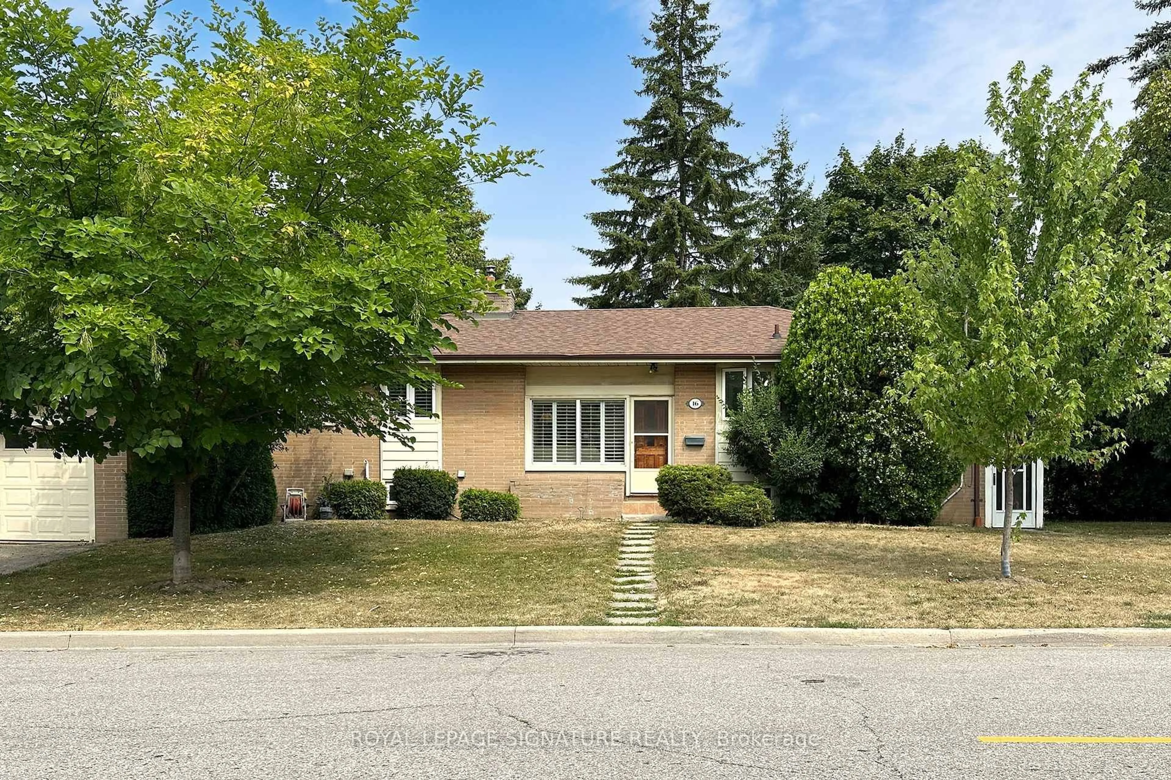 Home with brick exterior material, street for 16 Bugle Hill Rd, Toronto Ontario M1T 1C6