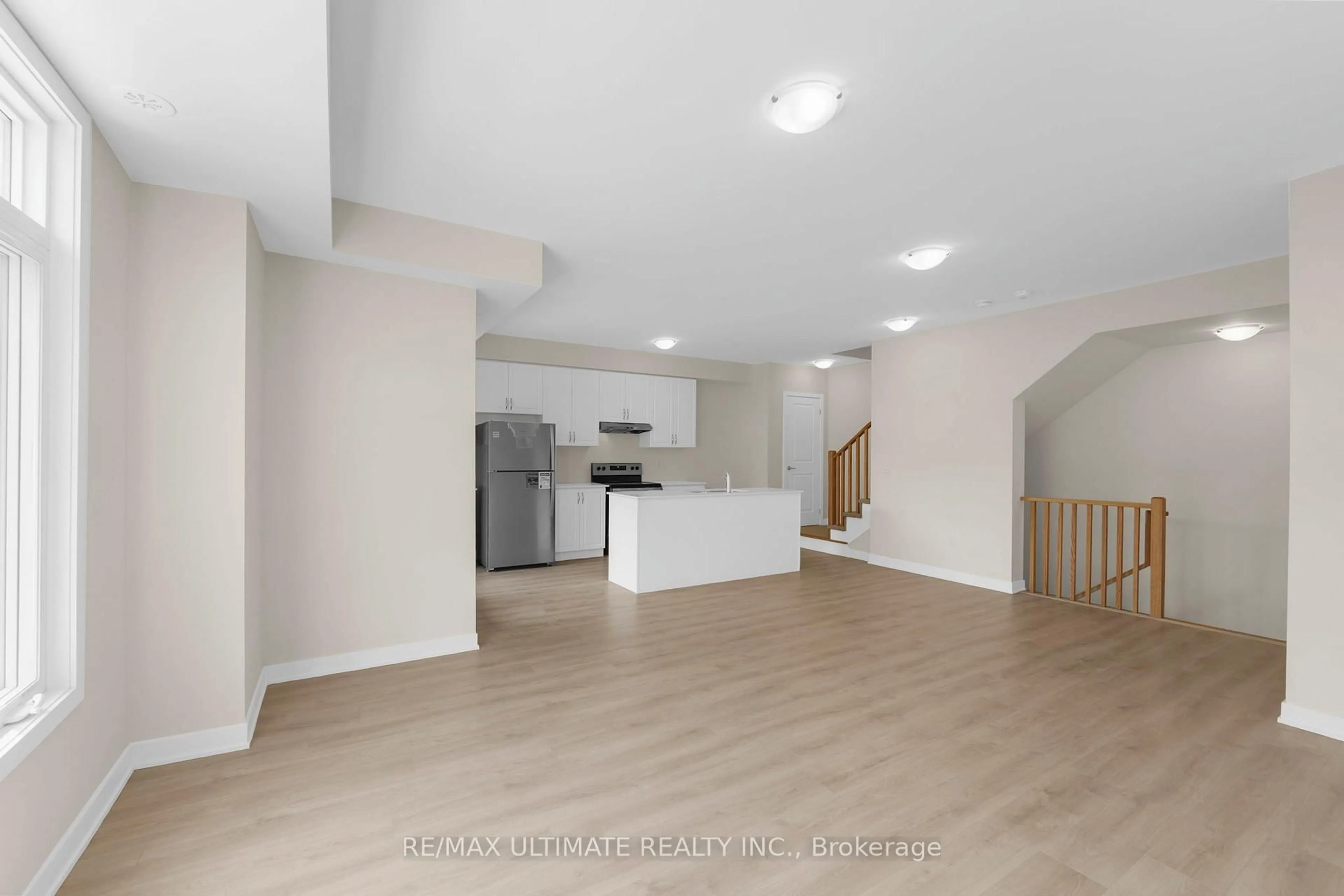 Unknown for 1695 Dersan St #1310, Pickering Ontario L1X 0S9