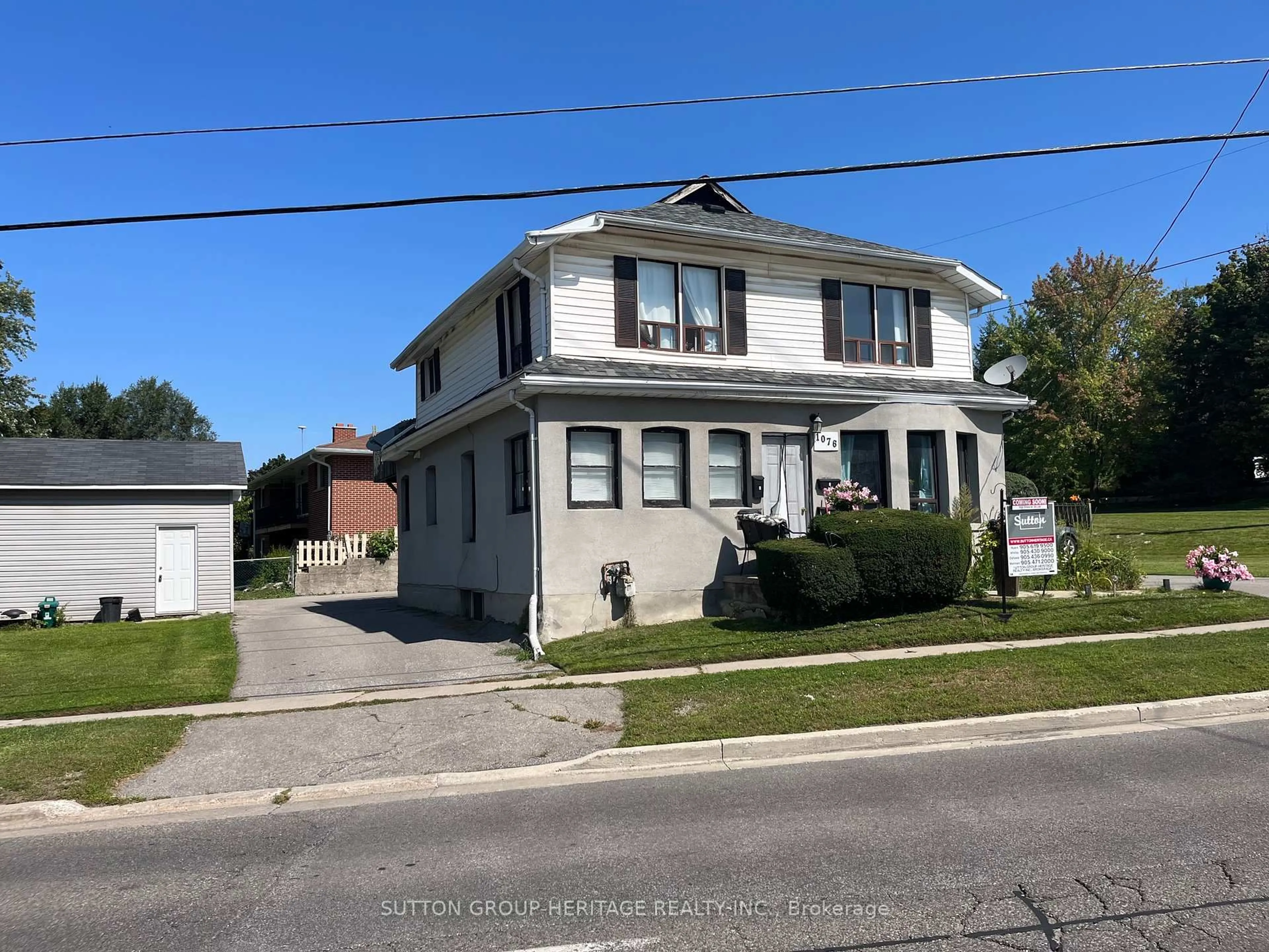 Unknown for 1076 King St, Oshawa Ontario L1H 1H5
