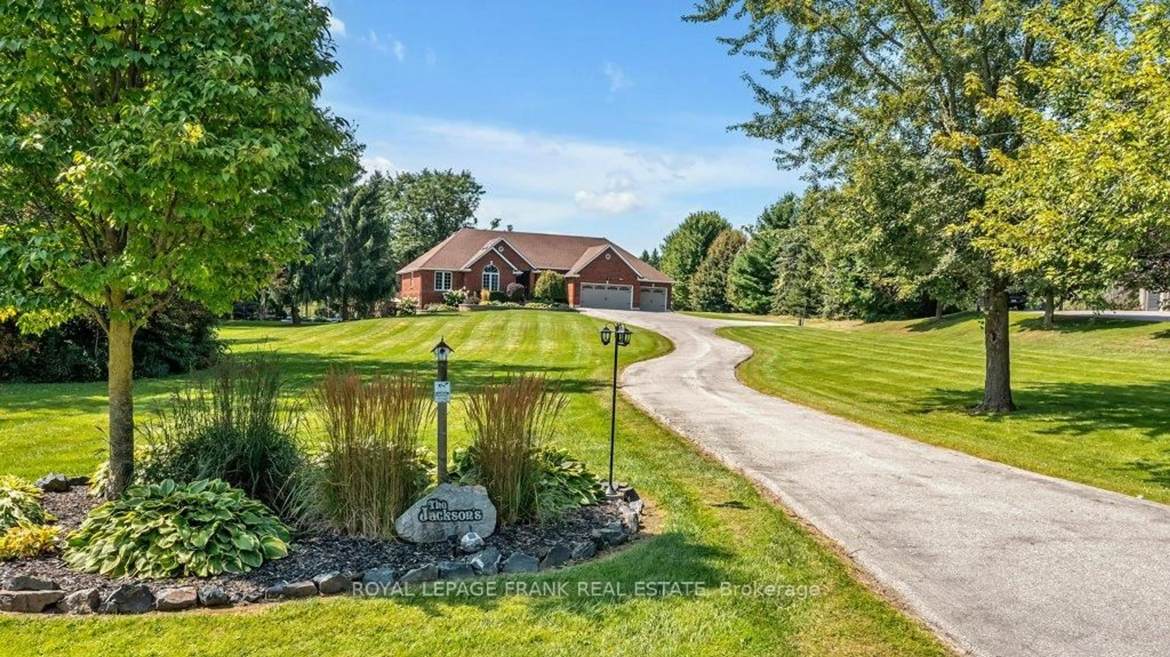 A pic from outside/outdoor area/front of a property/back of a property/a pic from drone, water/lake/river/ocean view for 11 Cawkers Cove Rd, Scugog Ontario L9L 1P4