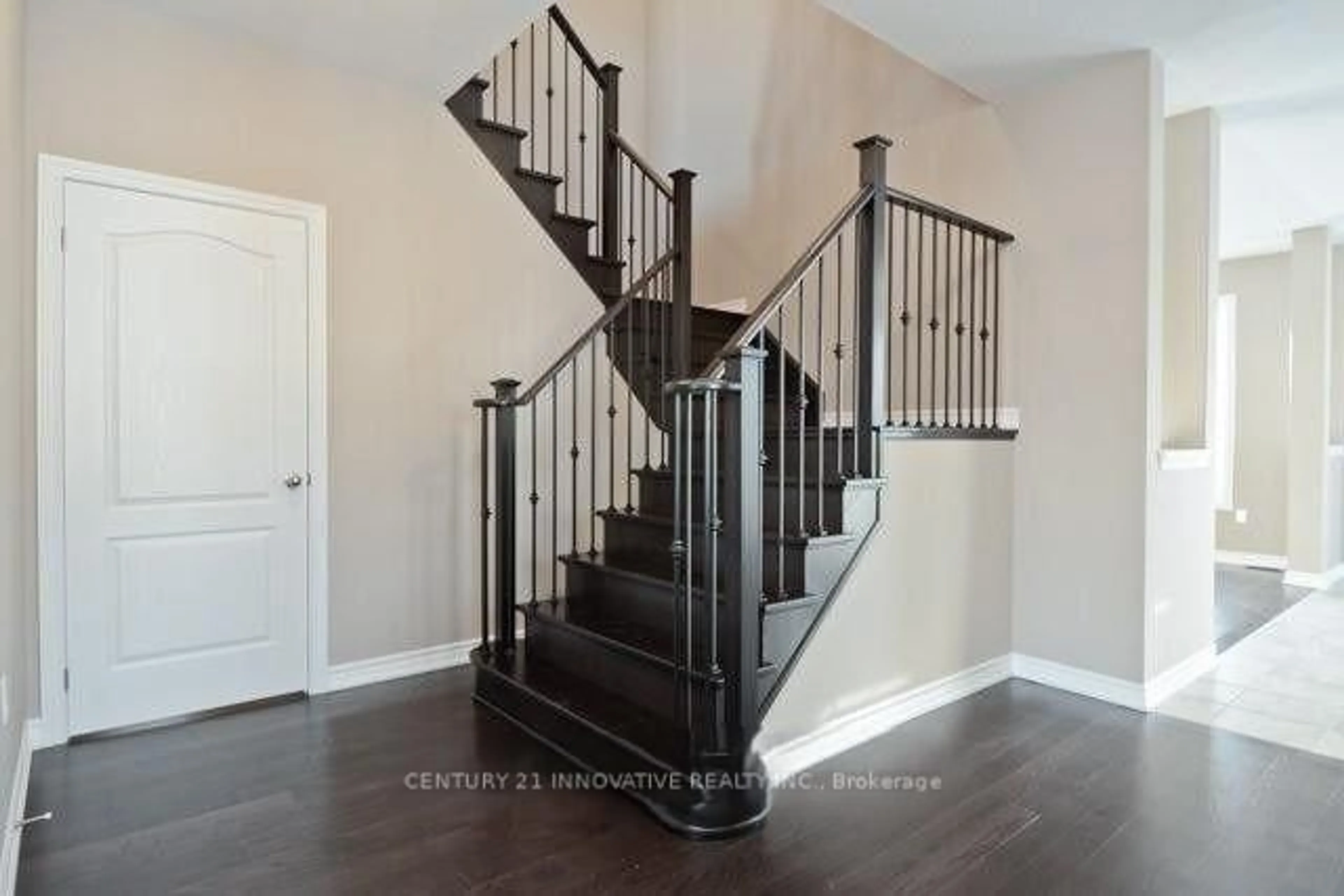 Stairs for 198 Crombie St, Clarington Ontario L1C 0T4