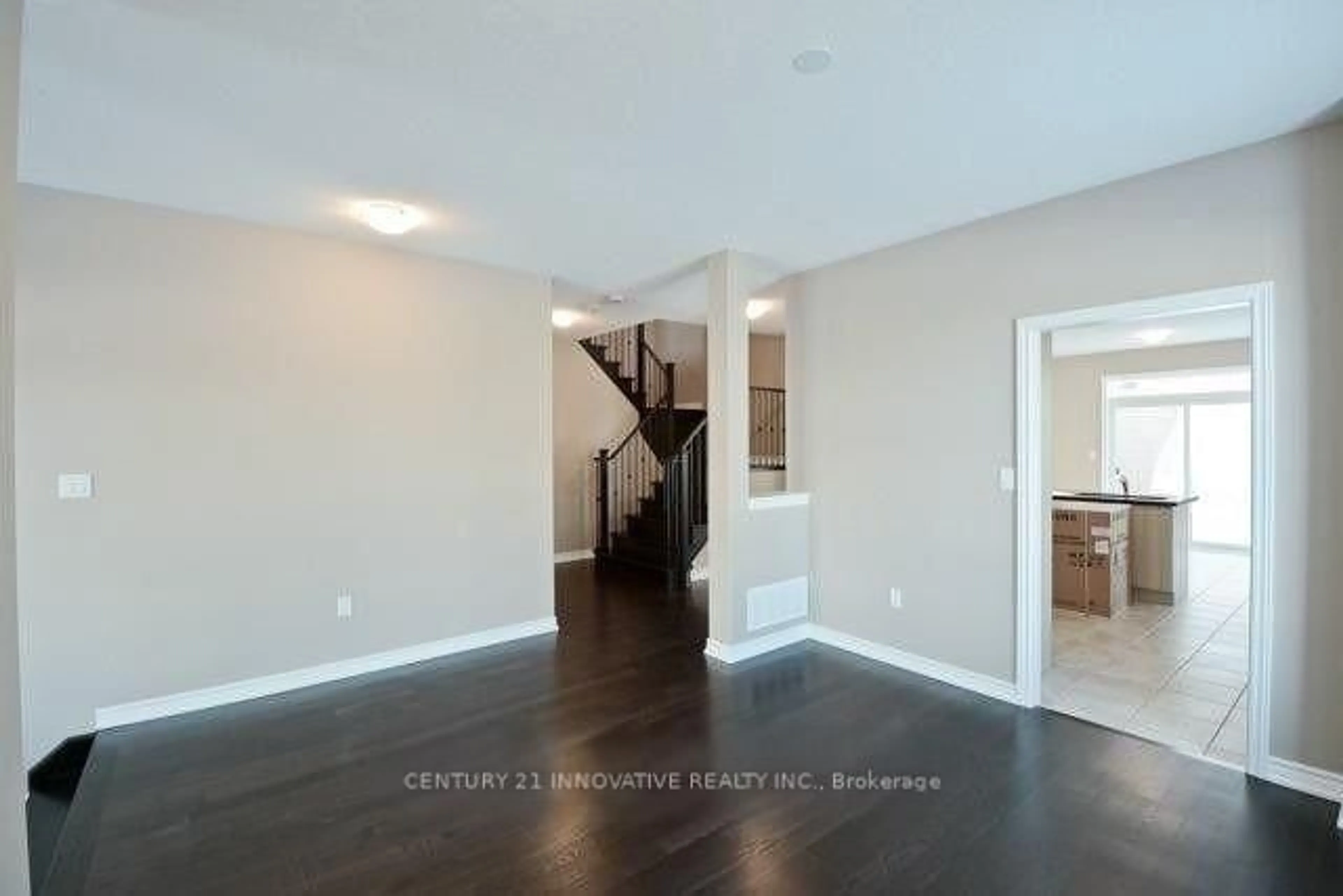 Indoor entryway for 198 Crombie St, Clarington Ontario L1C 0T4