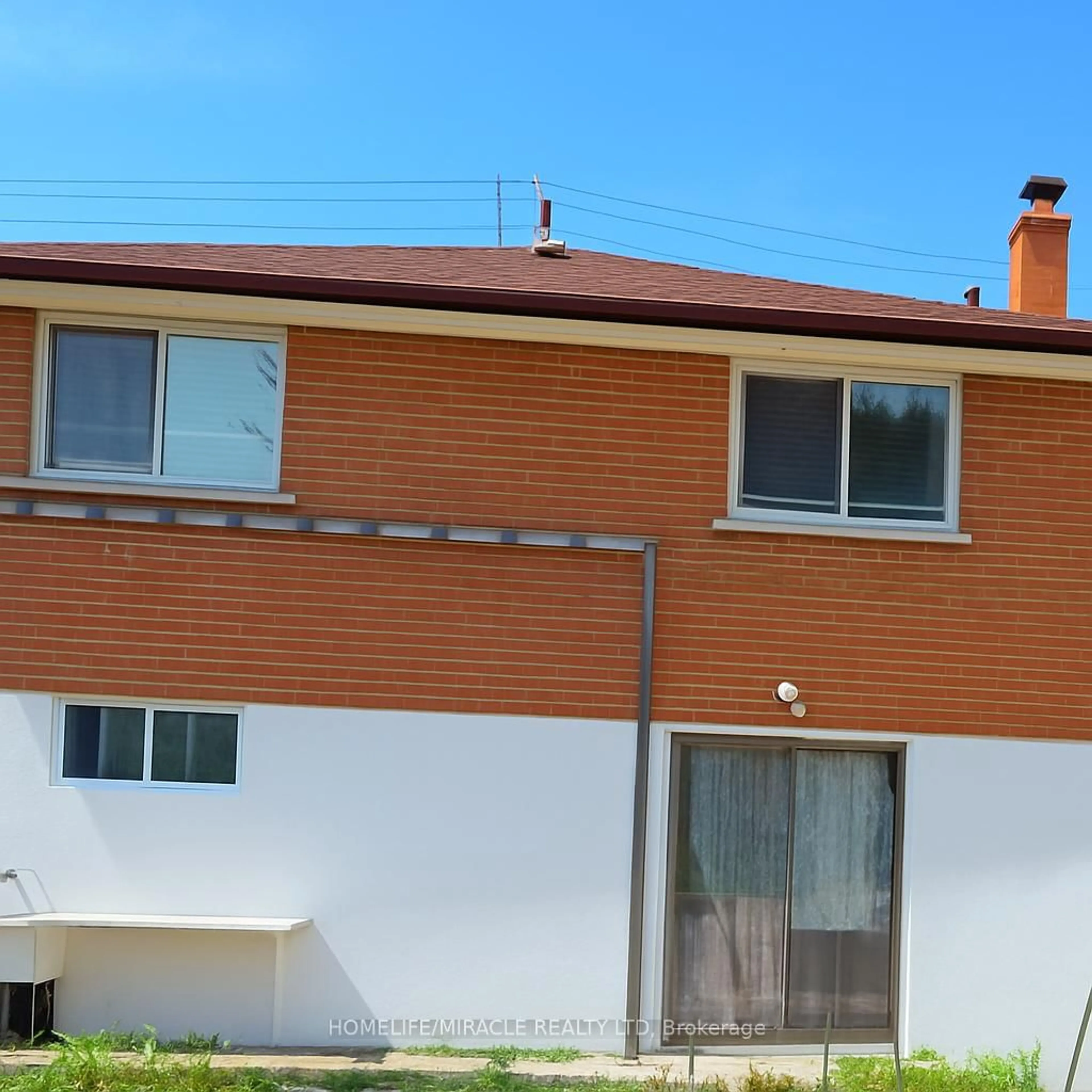 Home with vinyl exterior material, building for 101A Galloway Rd, Toronto Ontario M1E 1W8