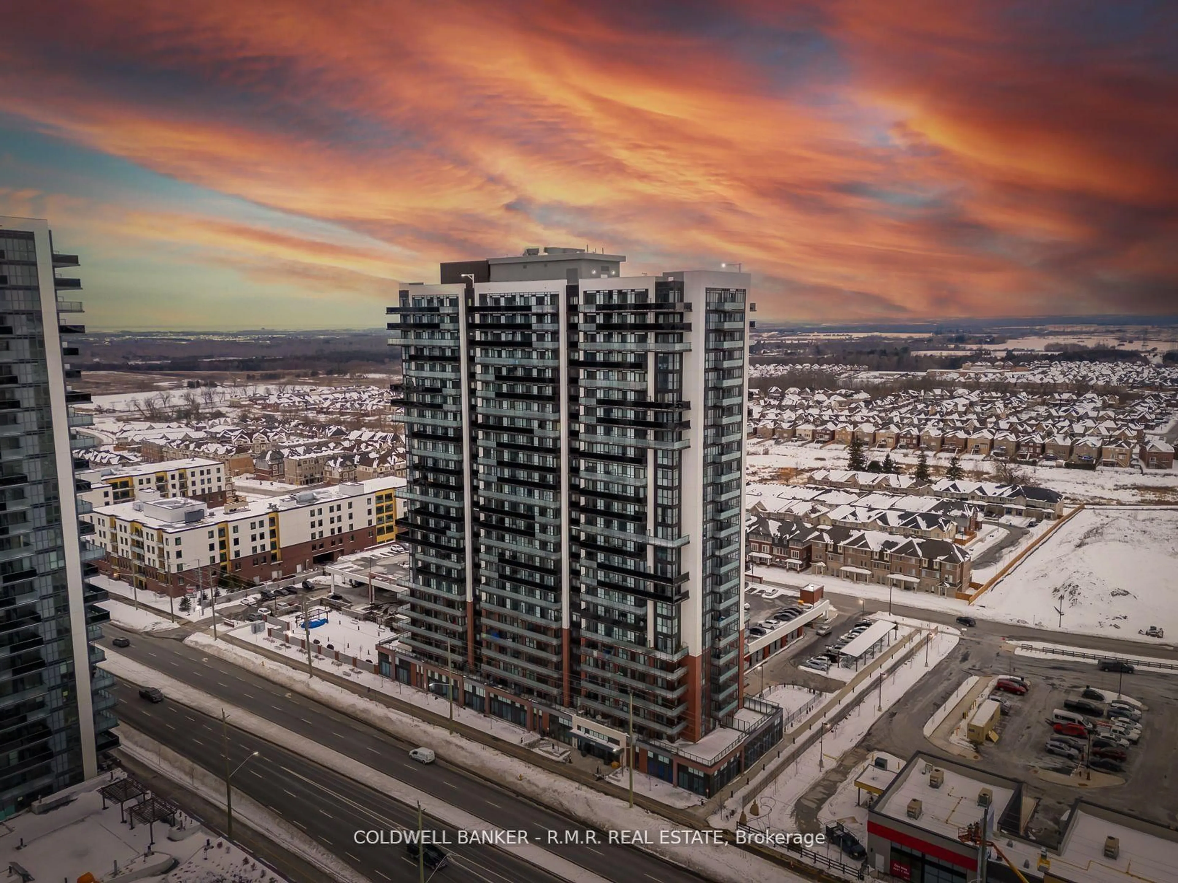 A pic from outside/outdoor area/front of a property/back of a property/a pic from drone, city buildings view from balcony for 2550 Simcoe St #1704, Oshawa Ontario L1L 0K7