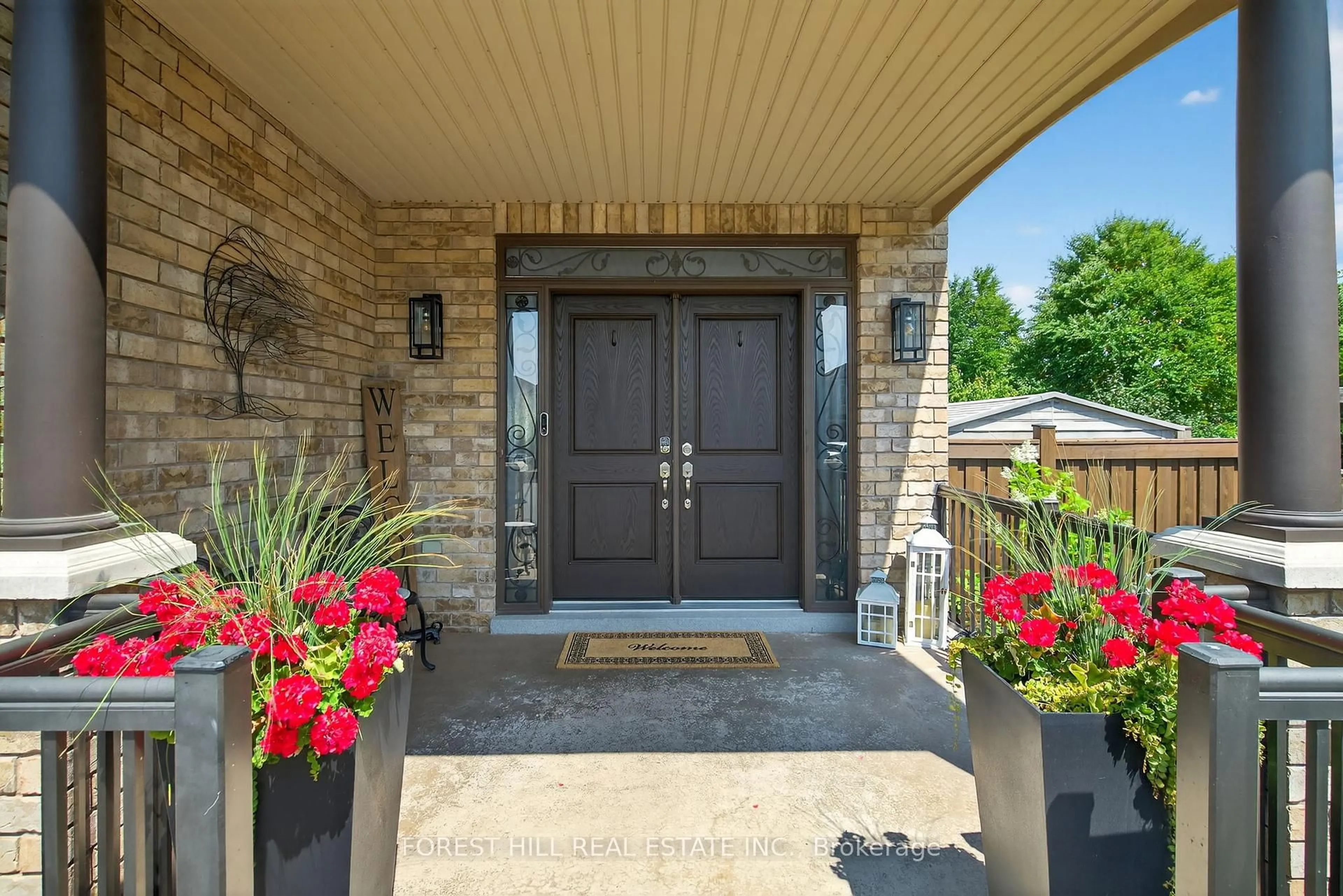 Indoor entryway for 24 Vesna Crt, Clarington Ontario L1C 0C7