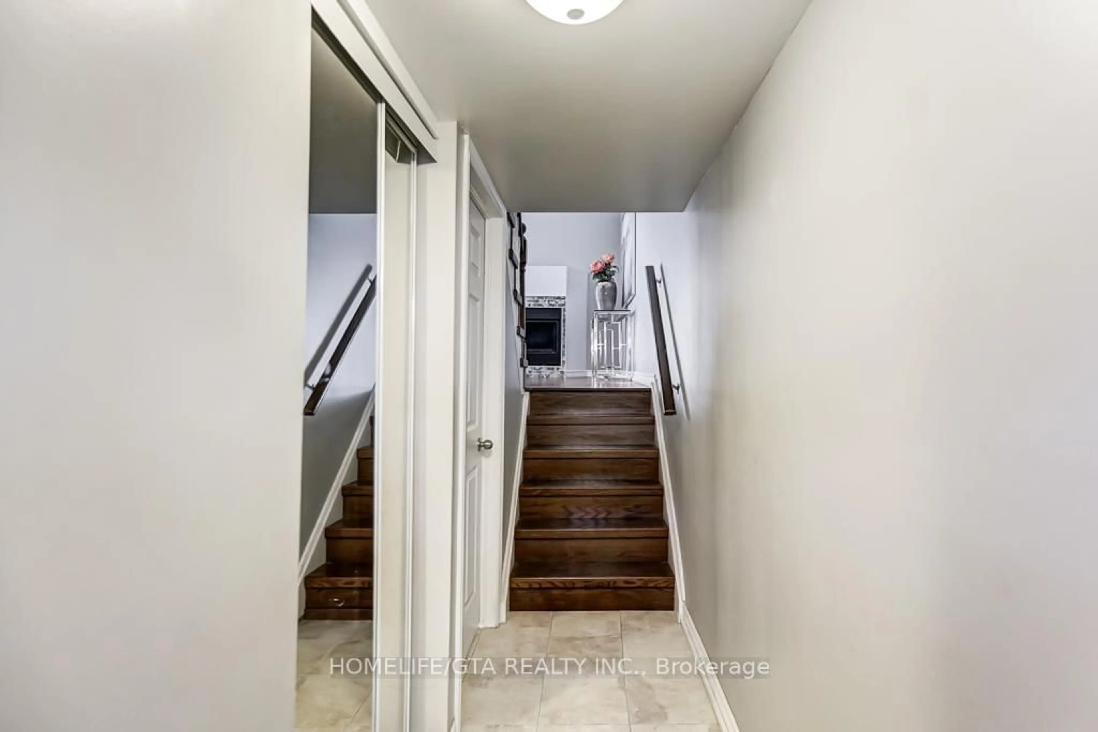 Unknown for 1915 Denmar Rd #136, Pickering Ontario L1V 3E1