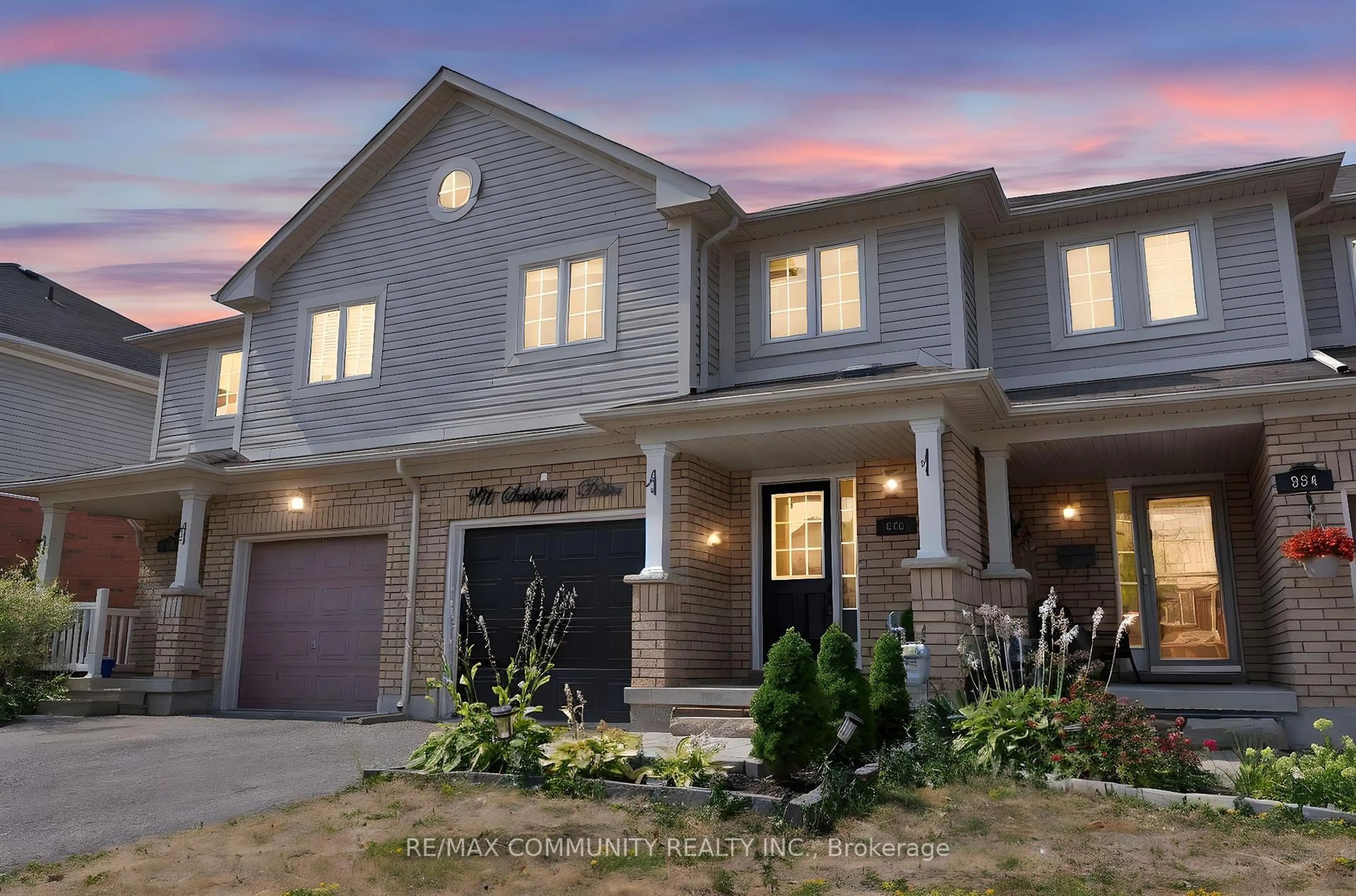 Home with brick exterior material, street for 996 Southport Dr, Oshawa Ontario L1H 8A3