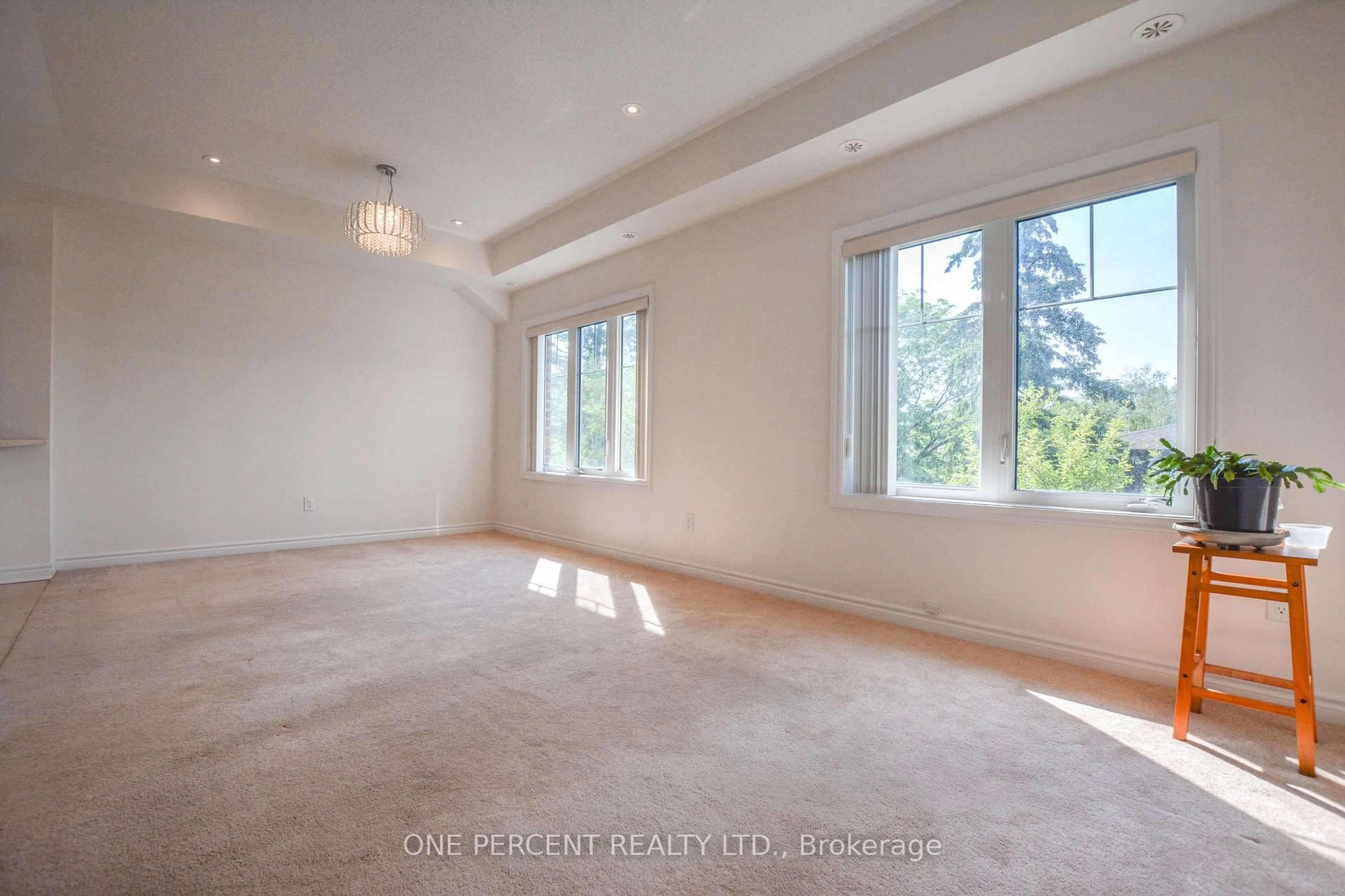 A pic of a room for 1 Eaton Park Lane #20, Toronto Ontario M1W 0A5