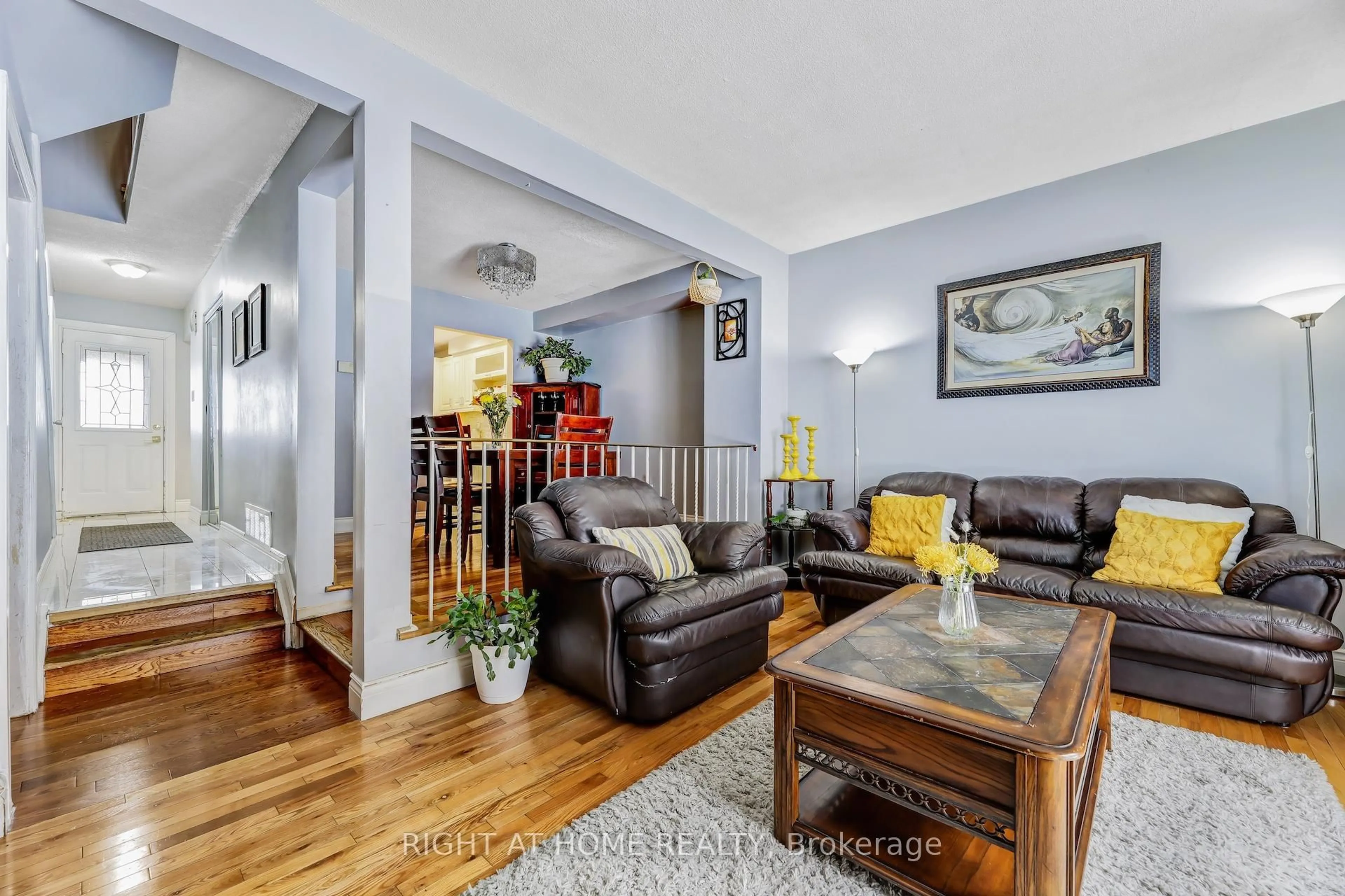 Living room with furniture, unknown for 63 Mcknight Dr, Toronto Ontario M1B 2Z4