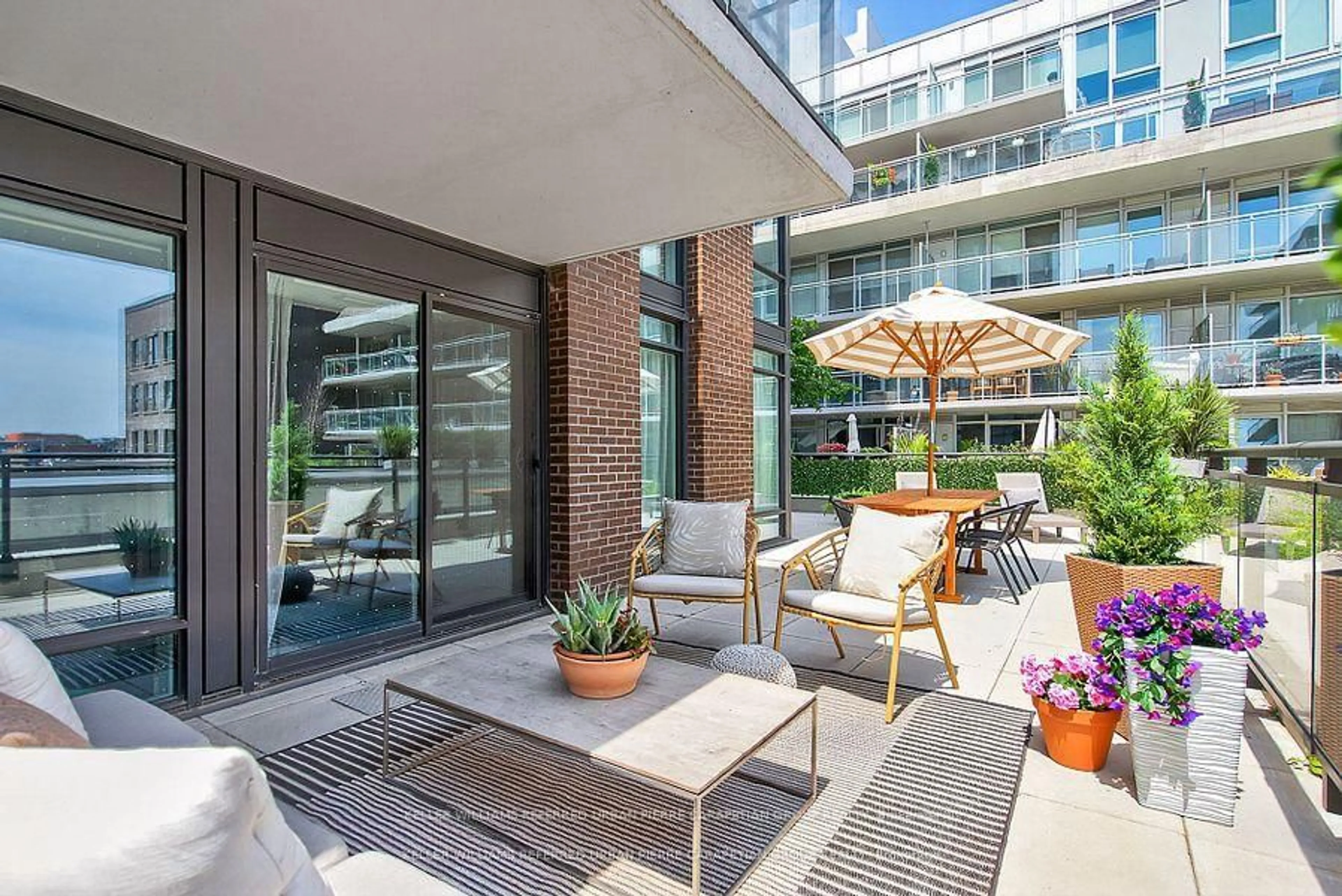 Patio, street for 45 Baseball St #208, Toronto Ontario M4M 0H1