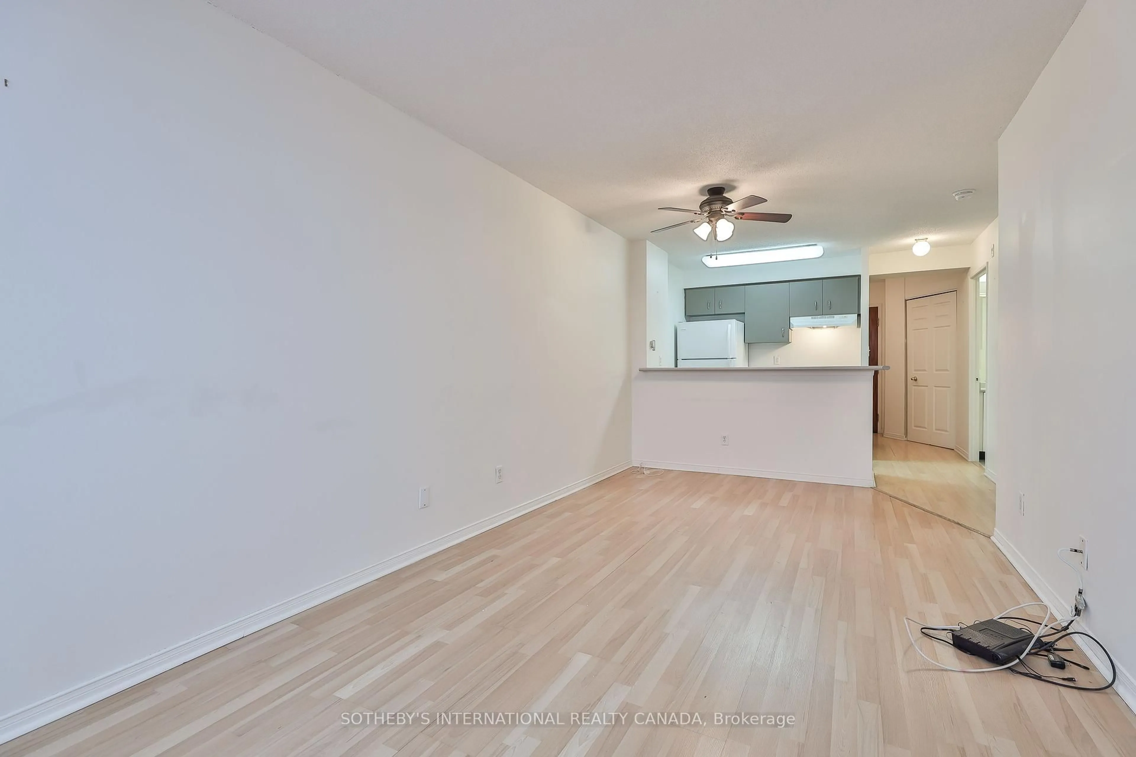 A pic of a room for 1625 Pickering Pkwy #709, Pickering Ontario L1V 6Z6