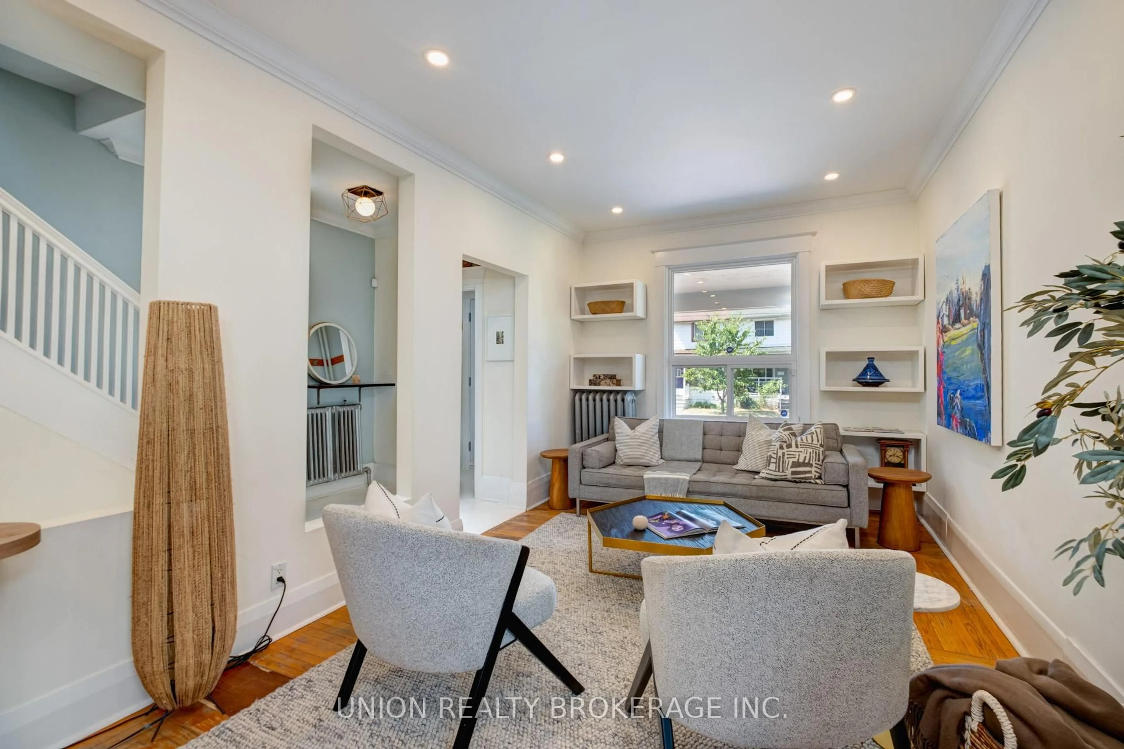 Living room with furniture, unknown for 69 King Edward Ave, Toronto Ontario M4C 5J5