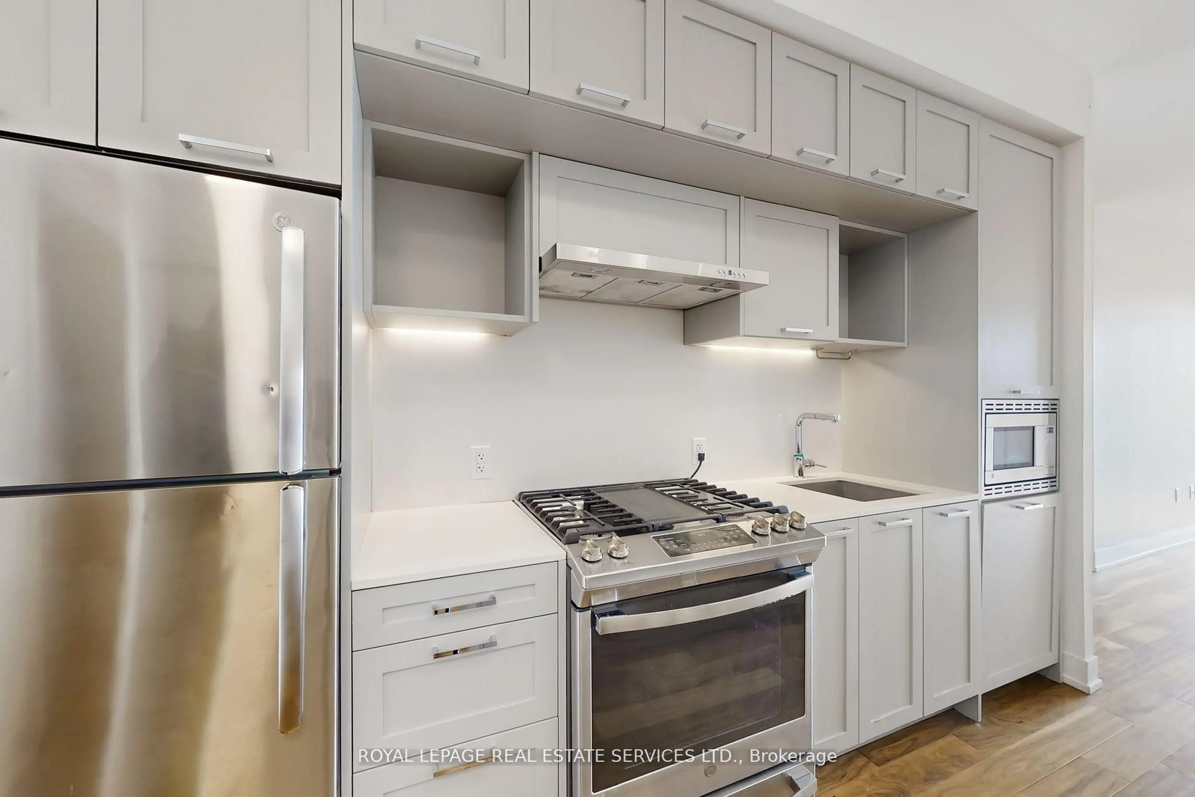 Standard kitchen, unknown for 1331 Queen St #509, Toronto Ontario M4L 0B1