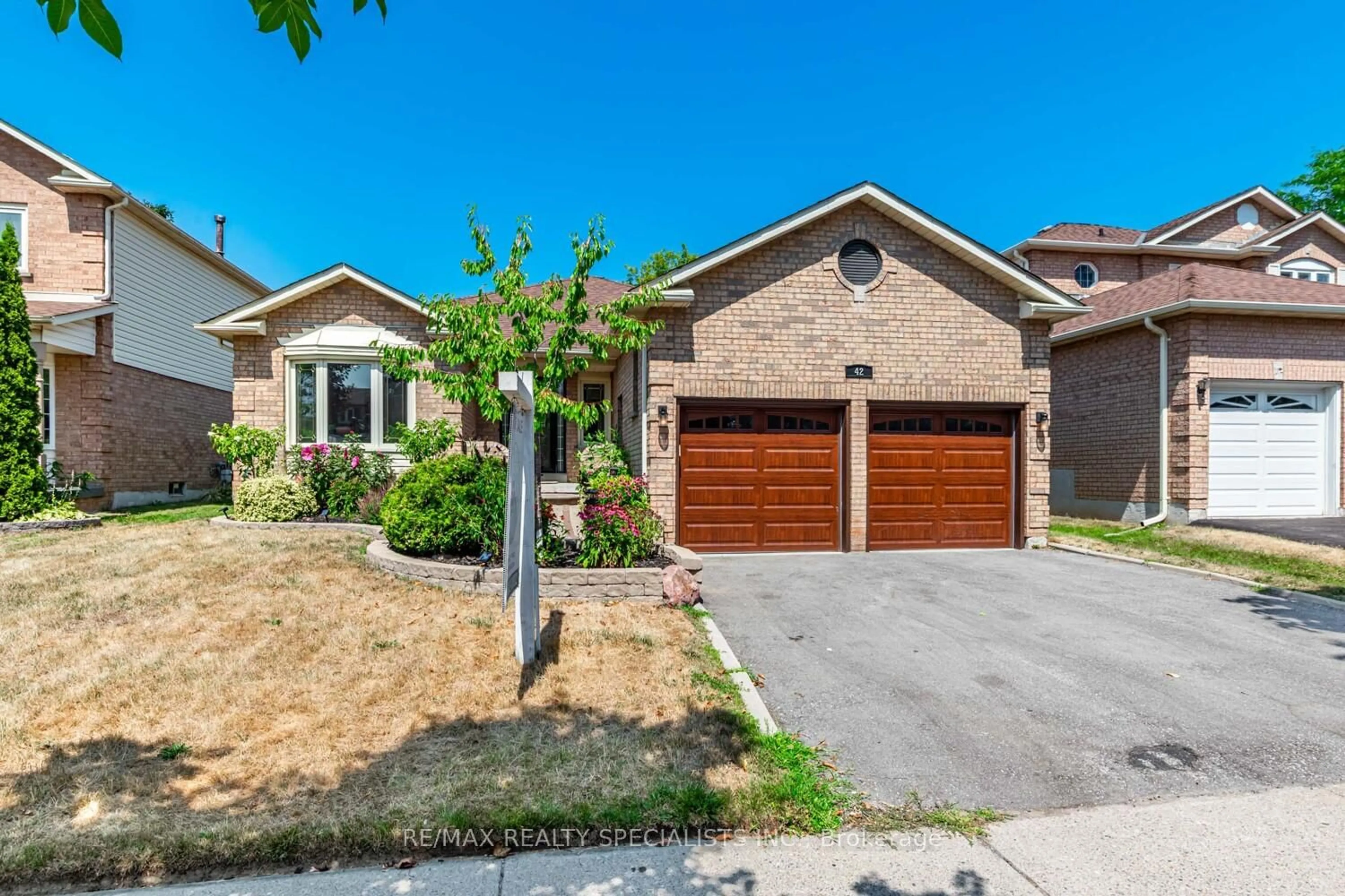 Home with brick exterior material, street for 42 Resnik Dr, Clarington Ontario L1B 1K2