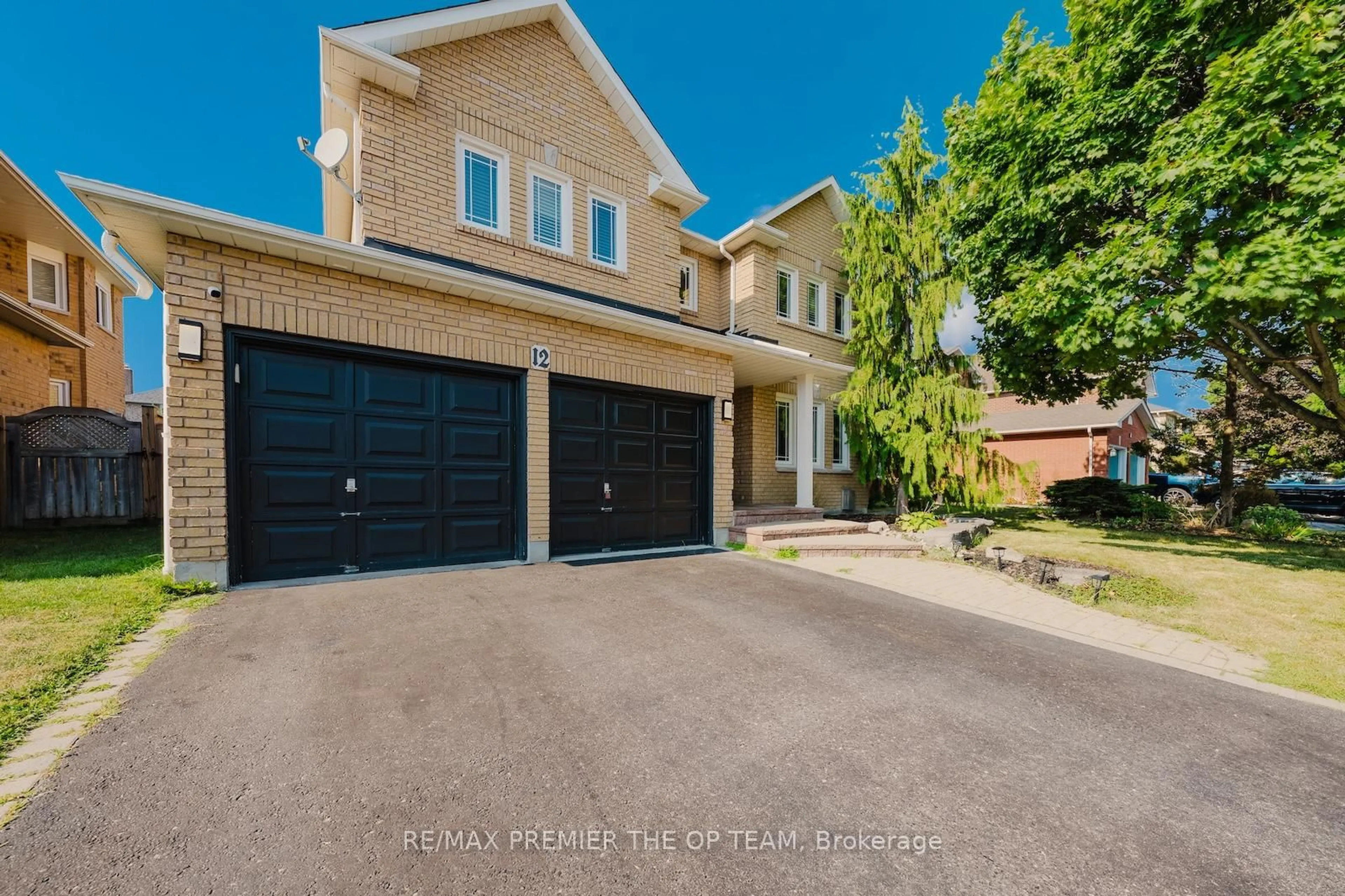 Unknown for 12 Donald Wilson St, Whitby Ontario L1R 2H5
