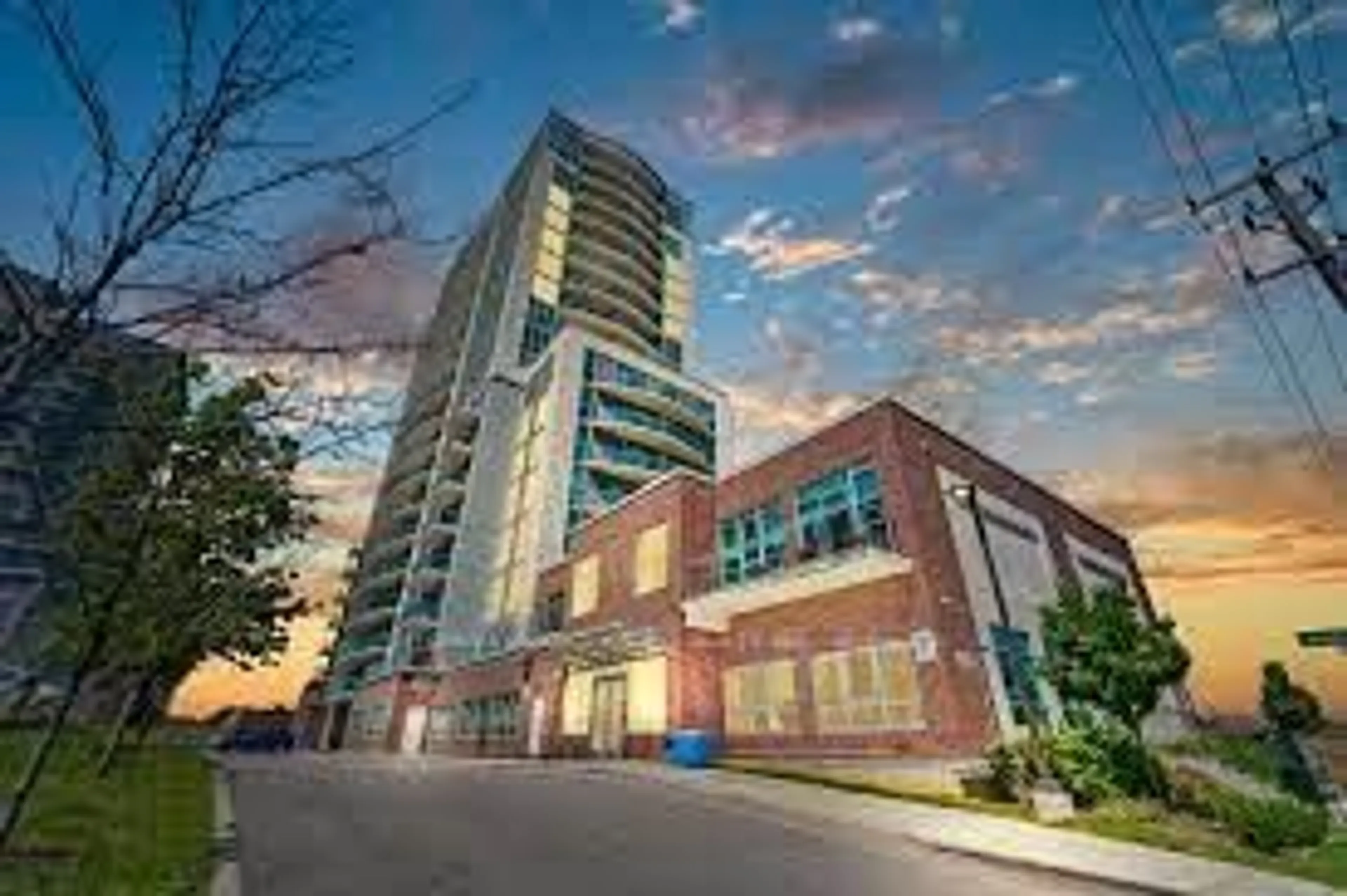 Indoor foyer for 1328 Birchmount Rd #604, Toronto Ontario M1R 0B6