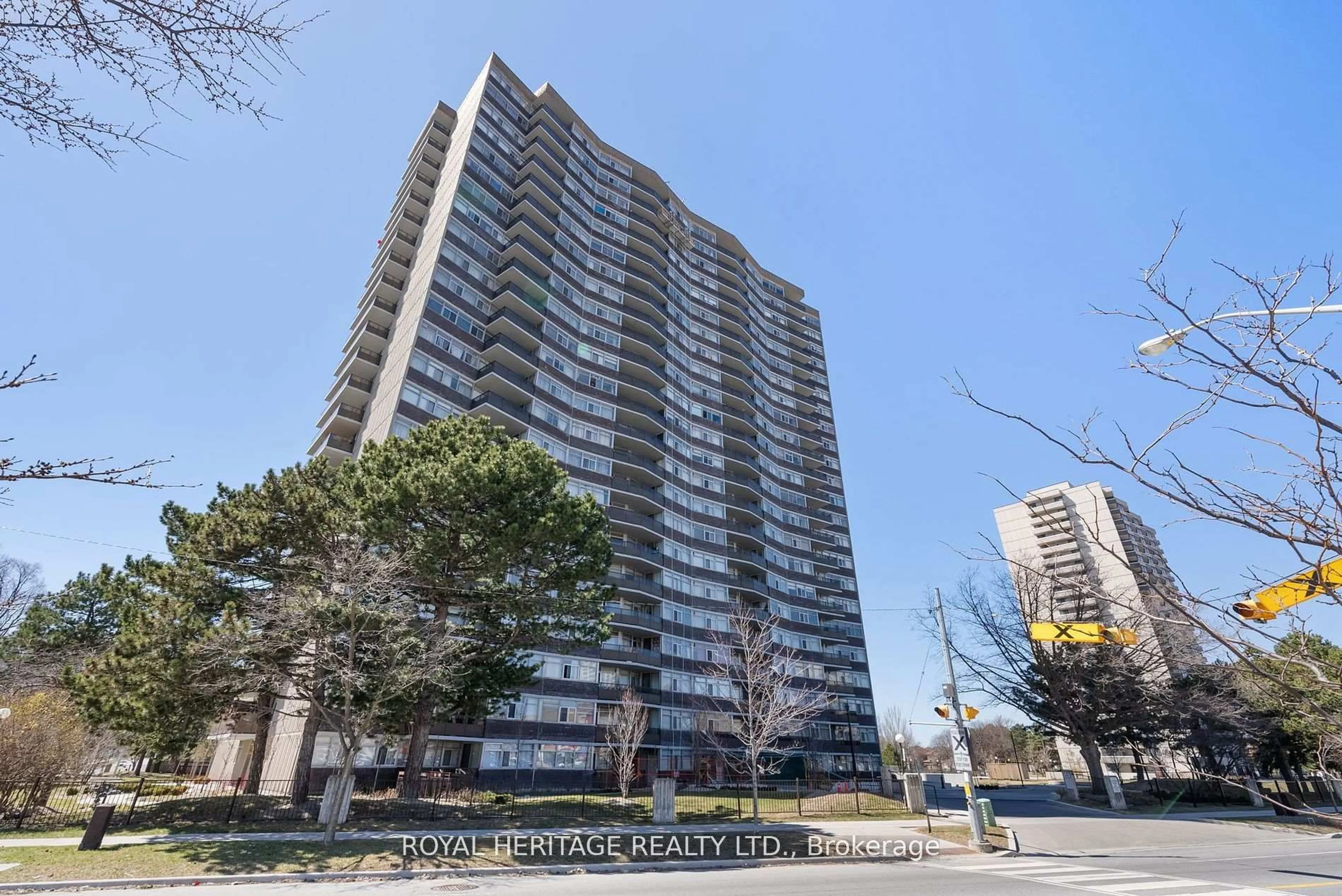 A pic from outside/outdoor area/front of a property/back of a property/a pic from drone, unknown for 3151 Bridletowne Circ #1207, Toronto Ontario M1W 2T1