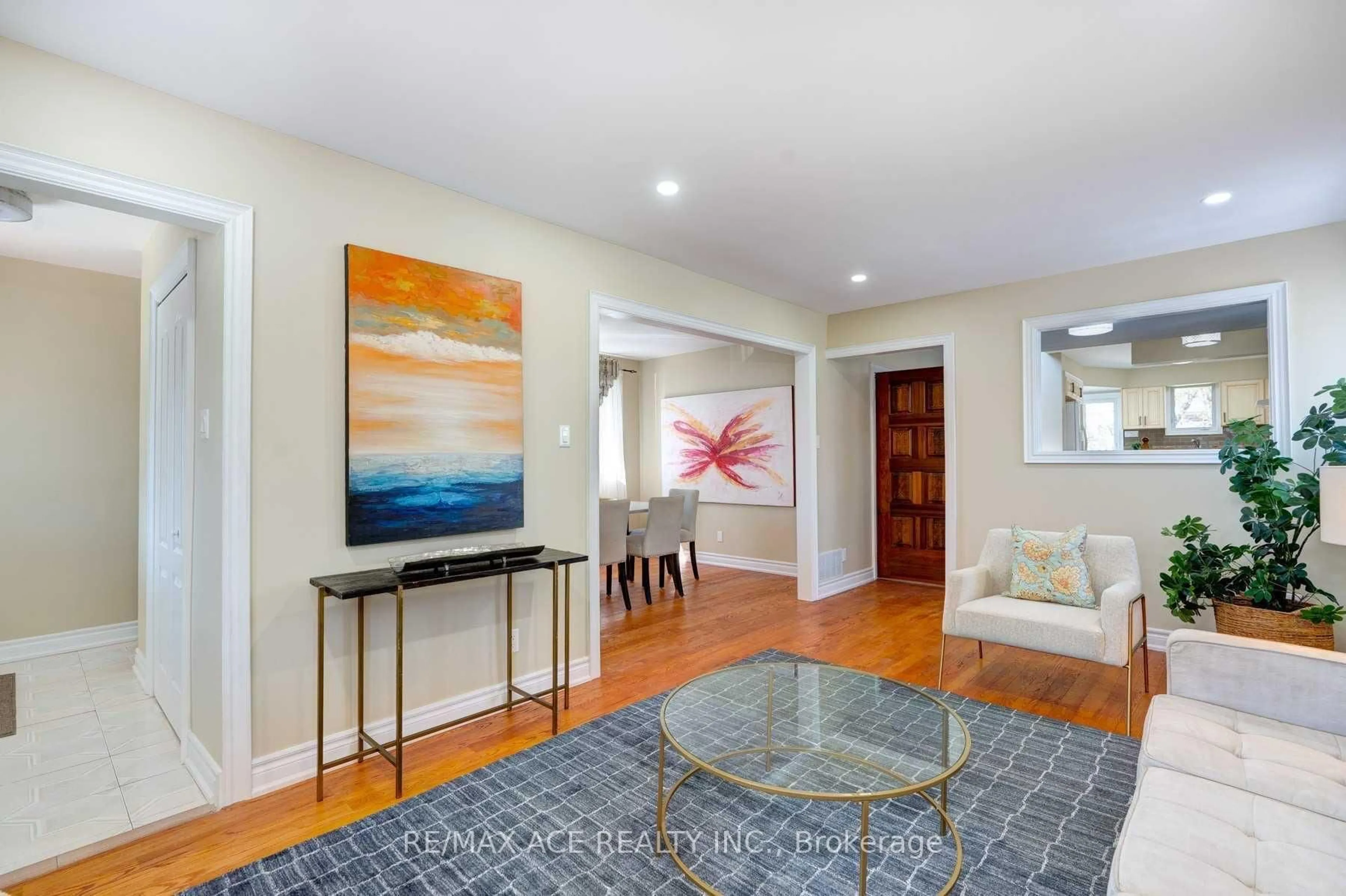 Living room with furniture, unknown for 22 Elba Ave, Toronto Ontario M1L 4E8