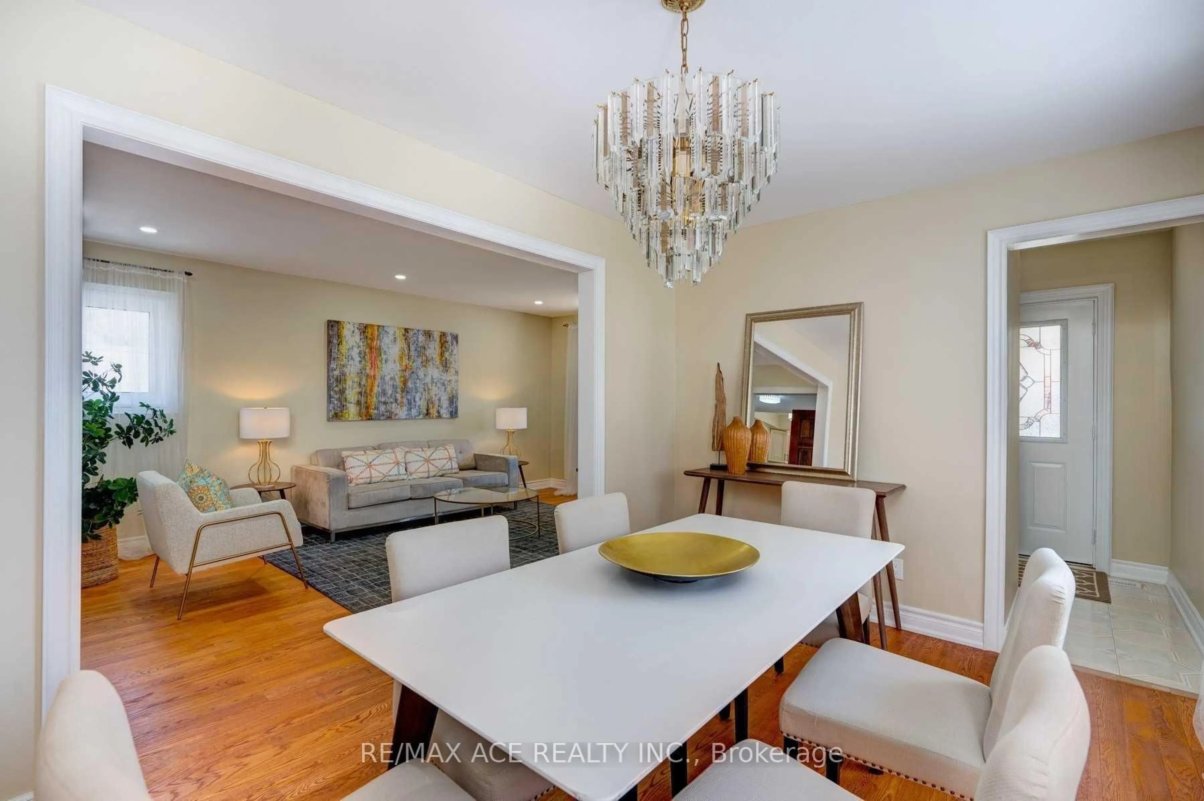 Dining room, unknown for 22 Elba Ave, Toronto Ontario M1L 4E8