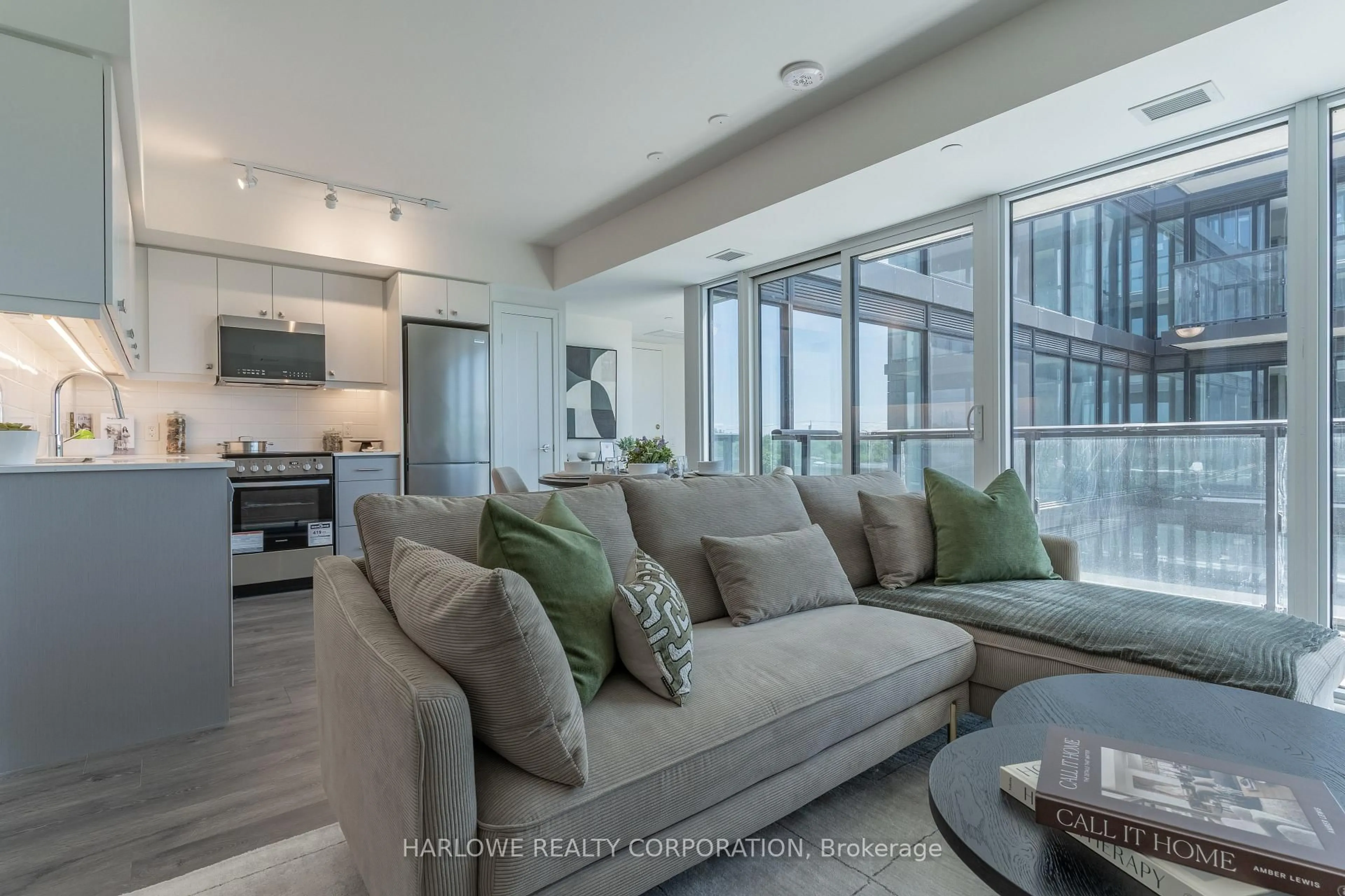 Living room with furniture, unknown for 2 Manderley Dr #501, Toronto Ontario M1N 1R6