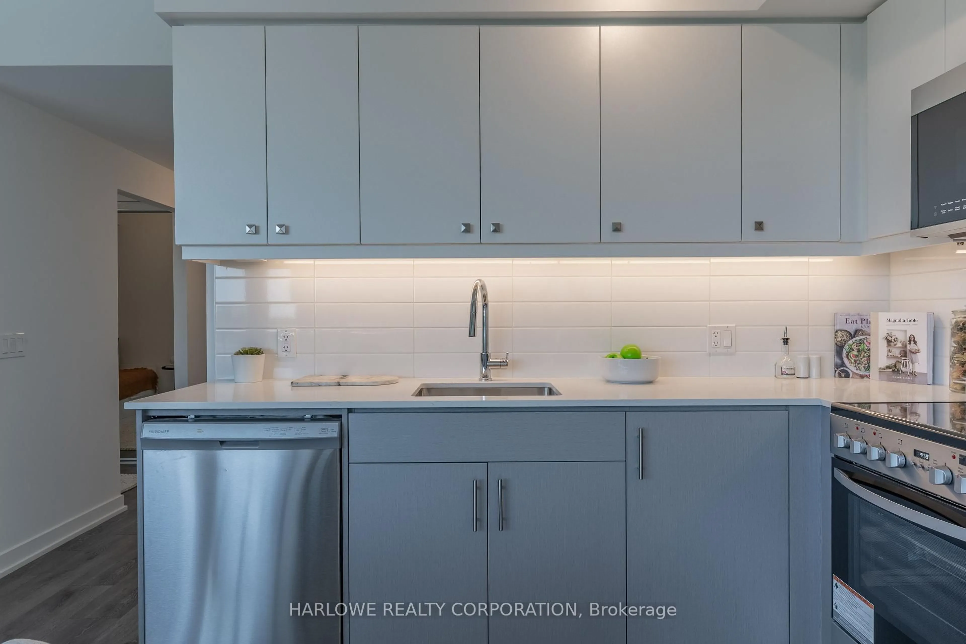 Unknown for 2 Manderley Dr #501, Toronto Ontario M1N 1R6