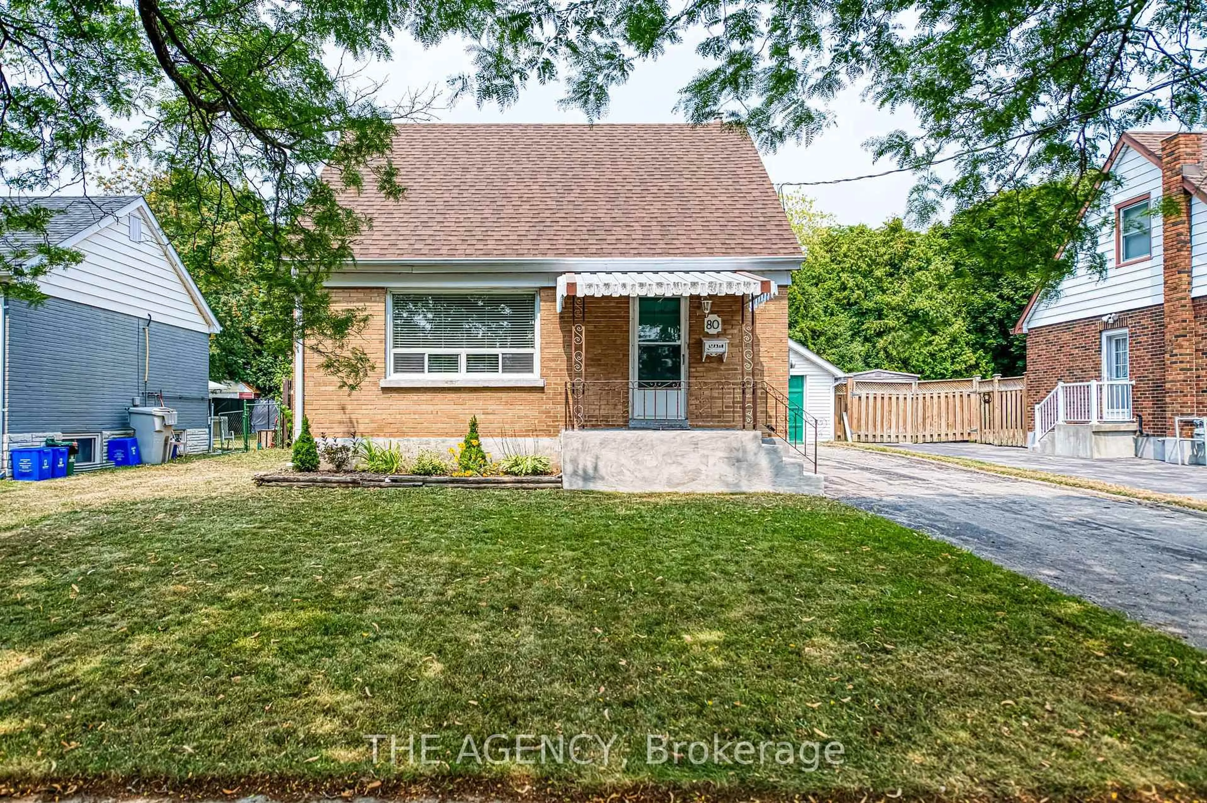 Home with brick exterior material, street for 80 Kawartha Ave, Oshawa Ontario L1H 3Y9