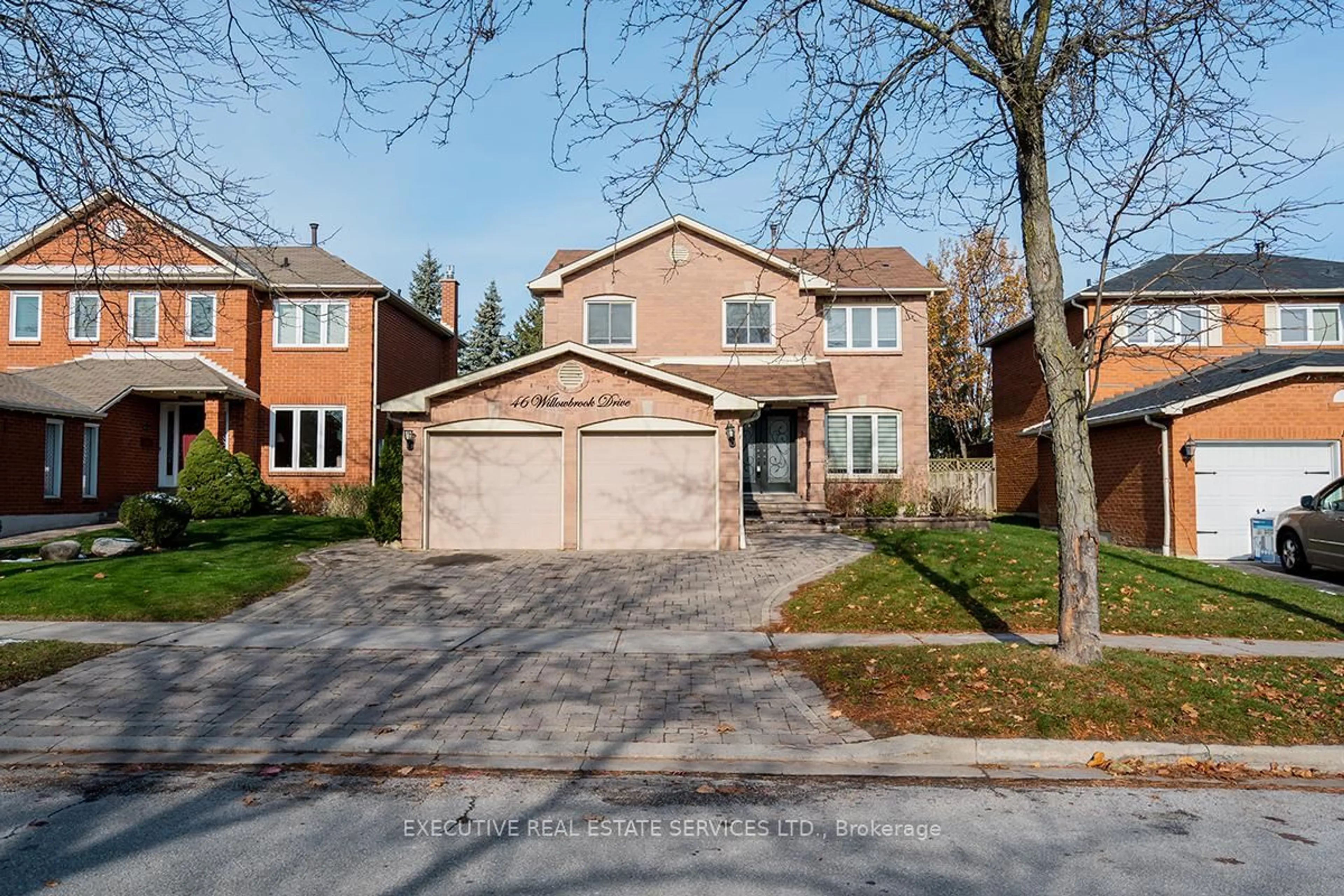 Home with brick exterior material, street for 46 Willowbrook Dr, Whitby Ontario L1R 1S6