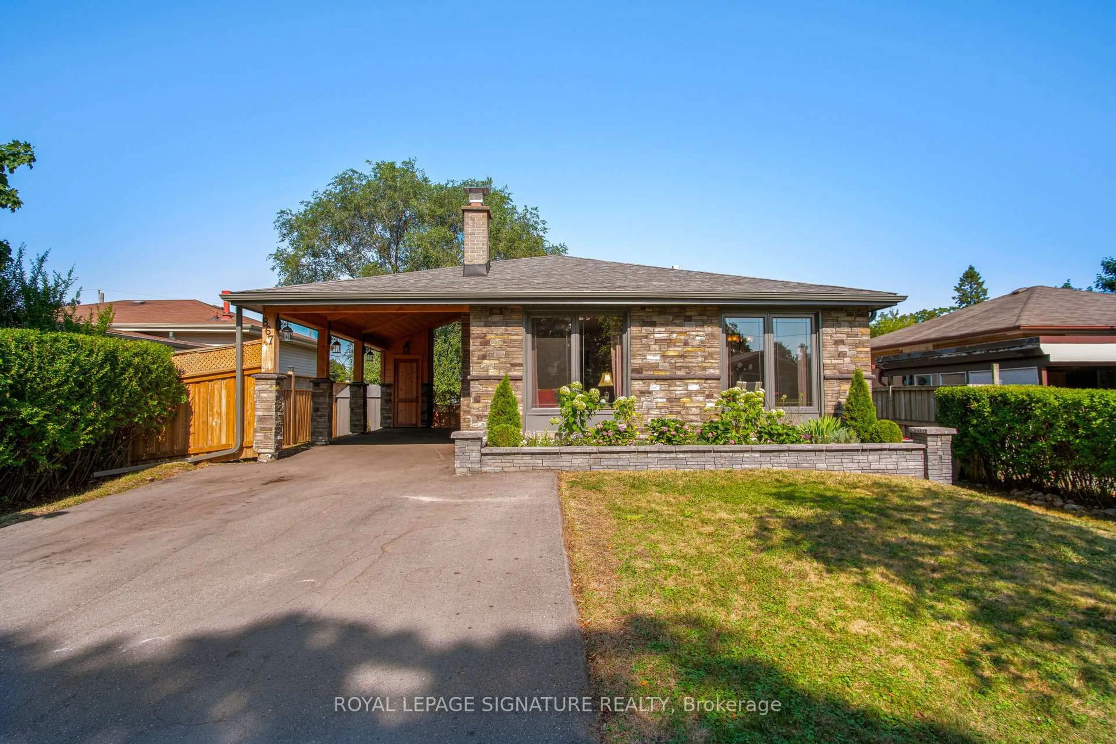 Home with brick exterior material, street for 867 Antonio St, Pickering Ontario L1W 1T4