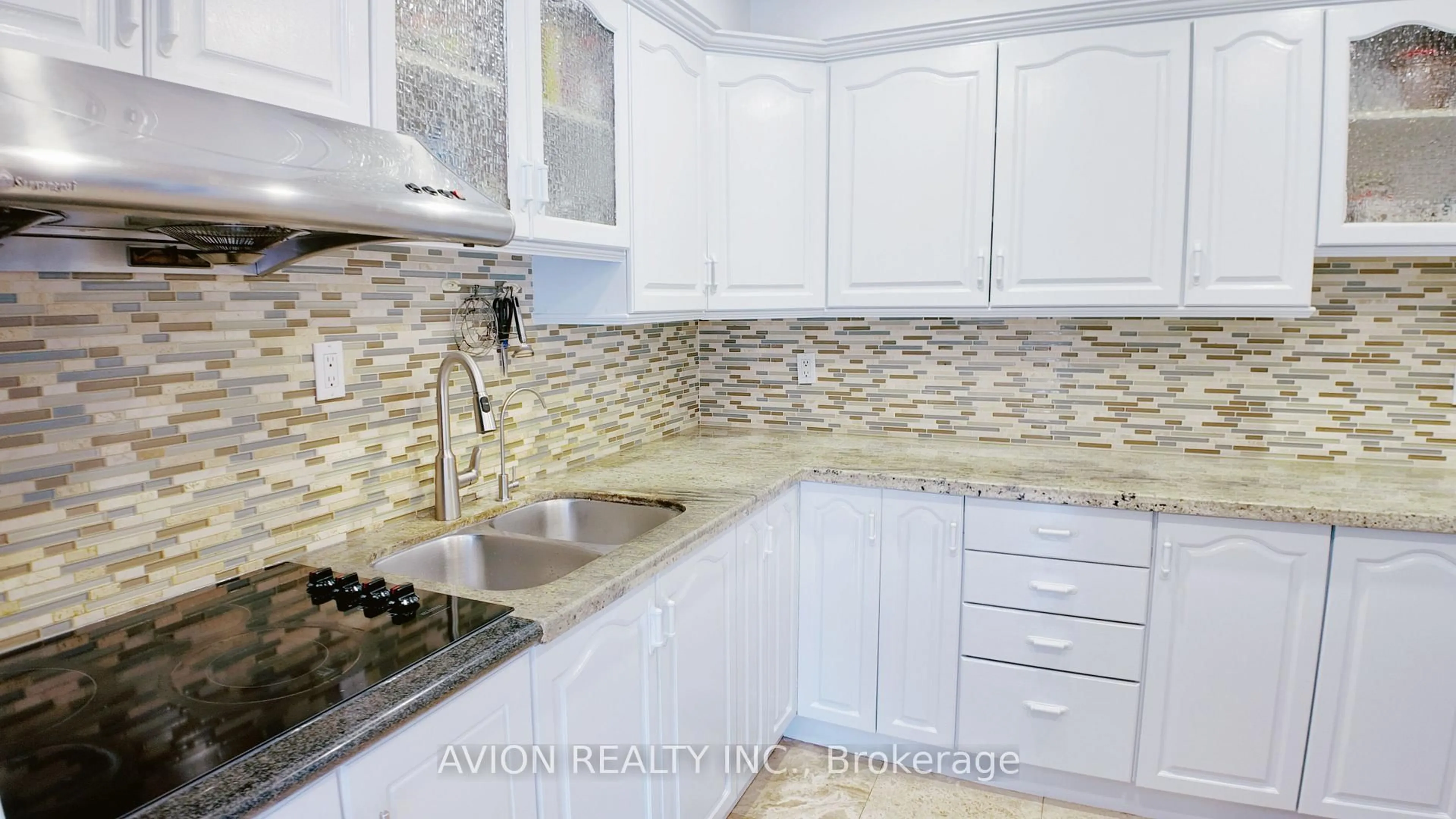 Contemporary kitchen, ceramic/tile floor for 1121 Sandhurst Circ #18, Toronto Ontario M1V 1V4