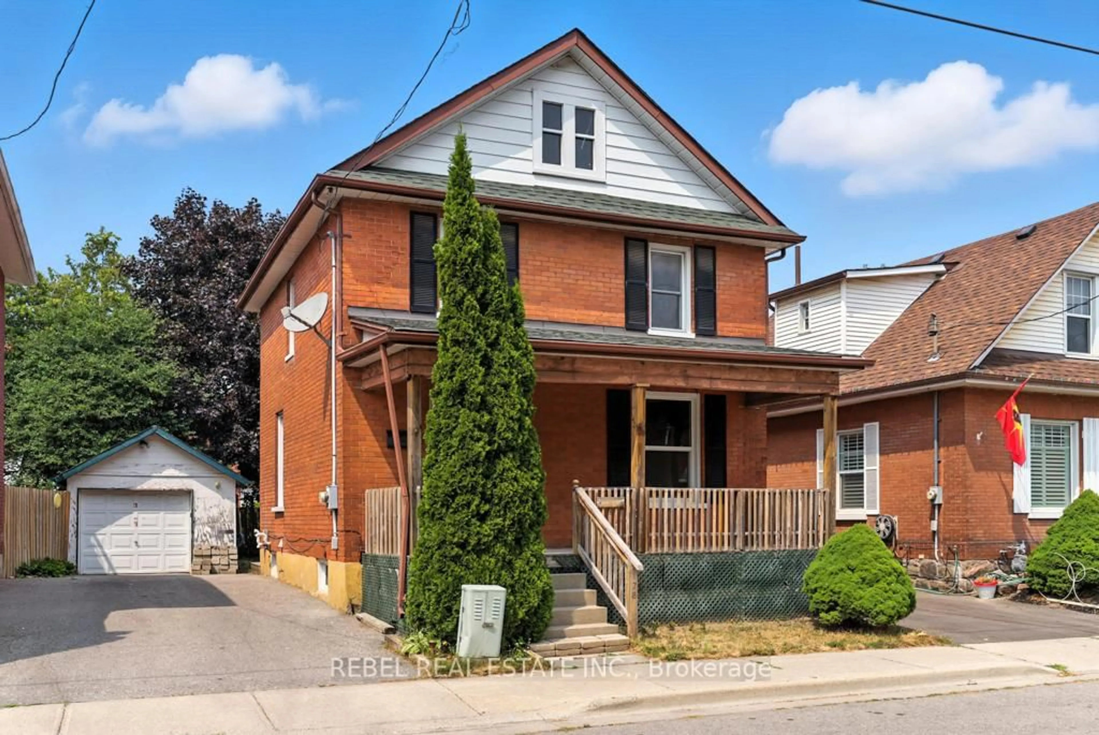 Home with brick exterior material, street for 178 Arthur St, Oshawa Ontario L1H 1N3