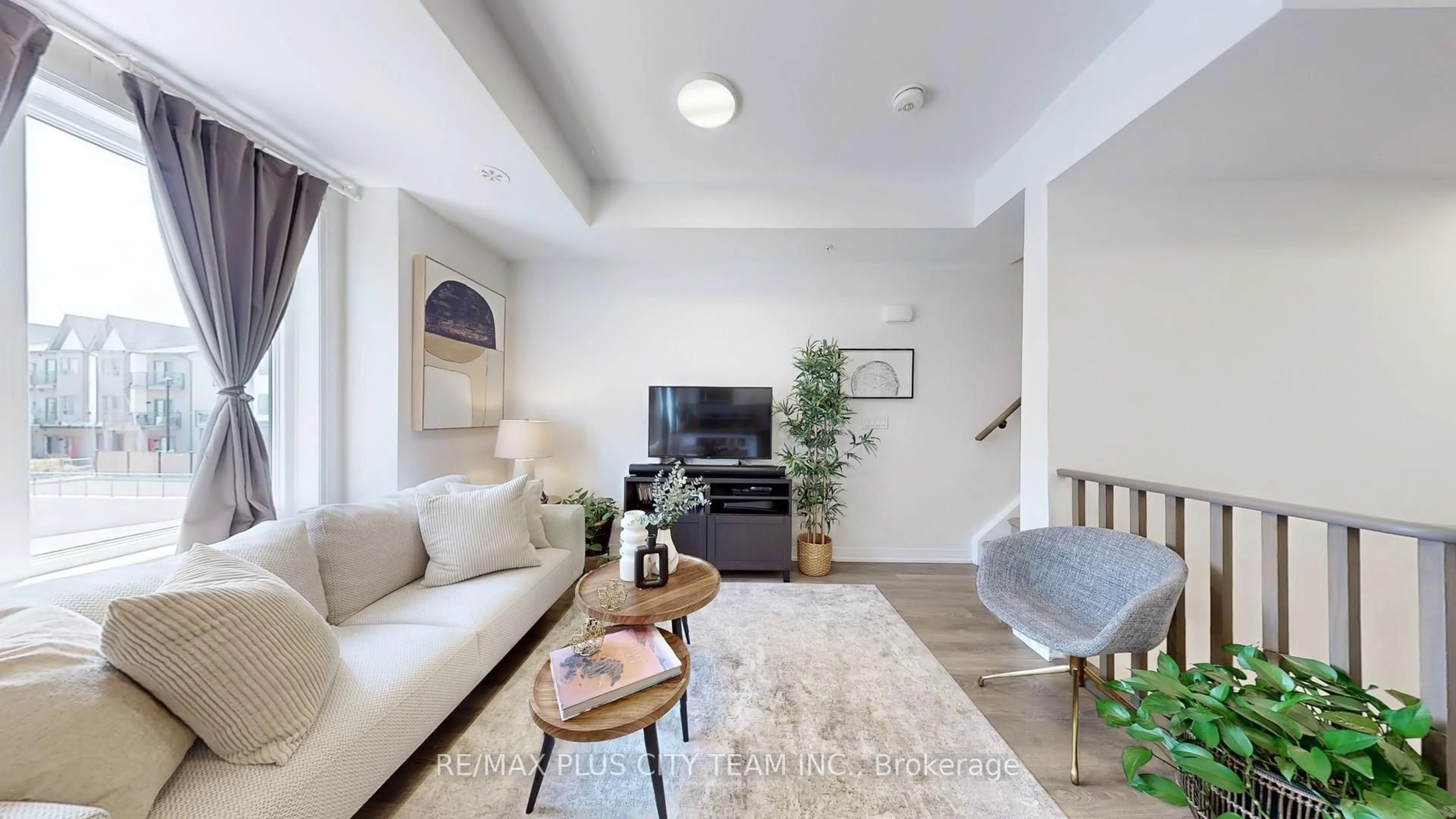 Living room with furniture, unknown for 2635 William Jackson Dr #908, Pickering Ontario L1X 0L5